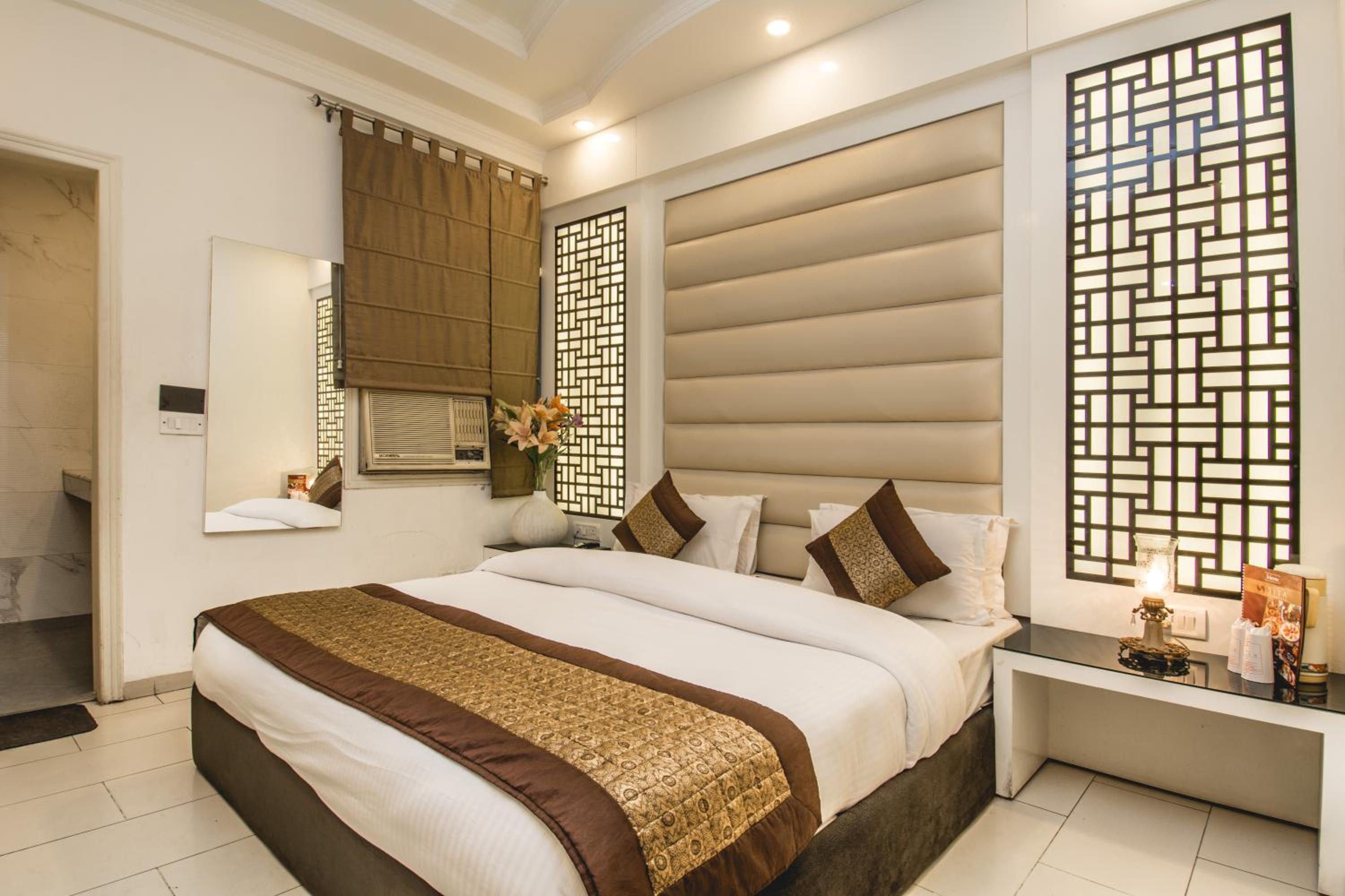 Deluxe Double or Twin Room - Photo 5