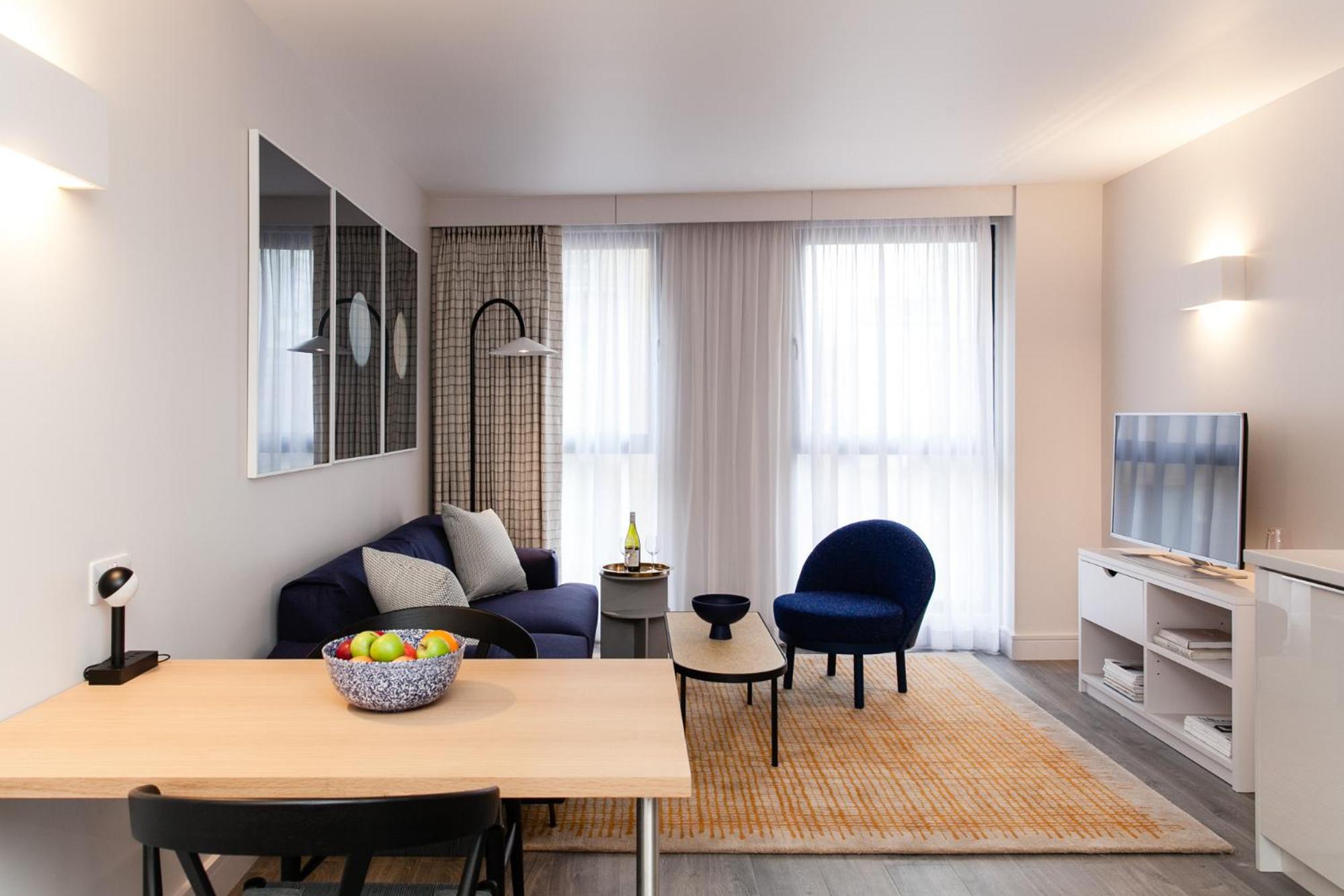 Superior One-Bedroom Apartment