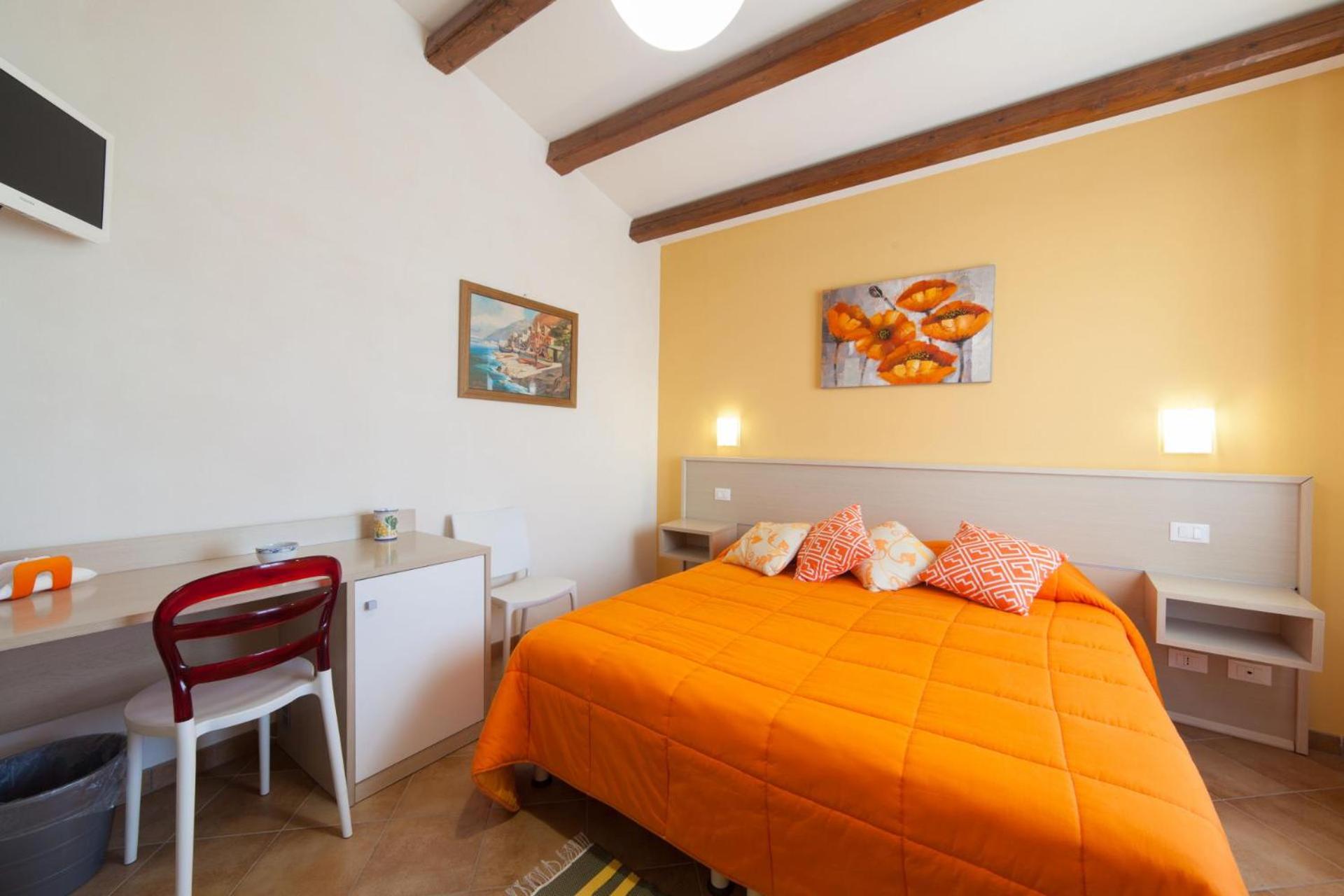 Junior Suite with Balcony photo 2