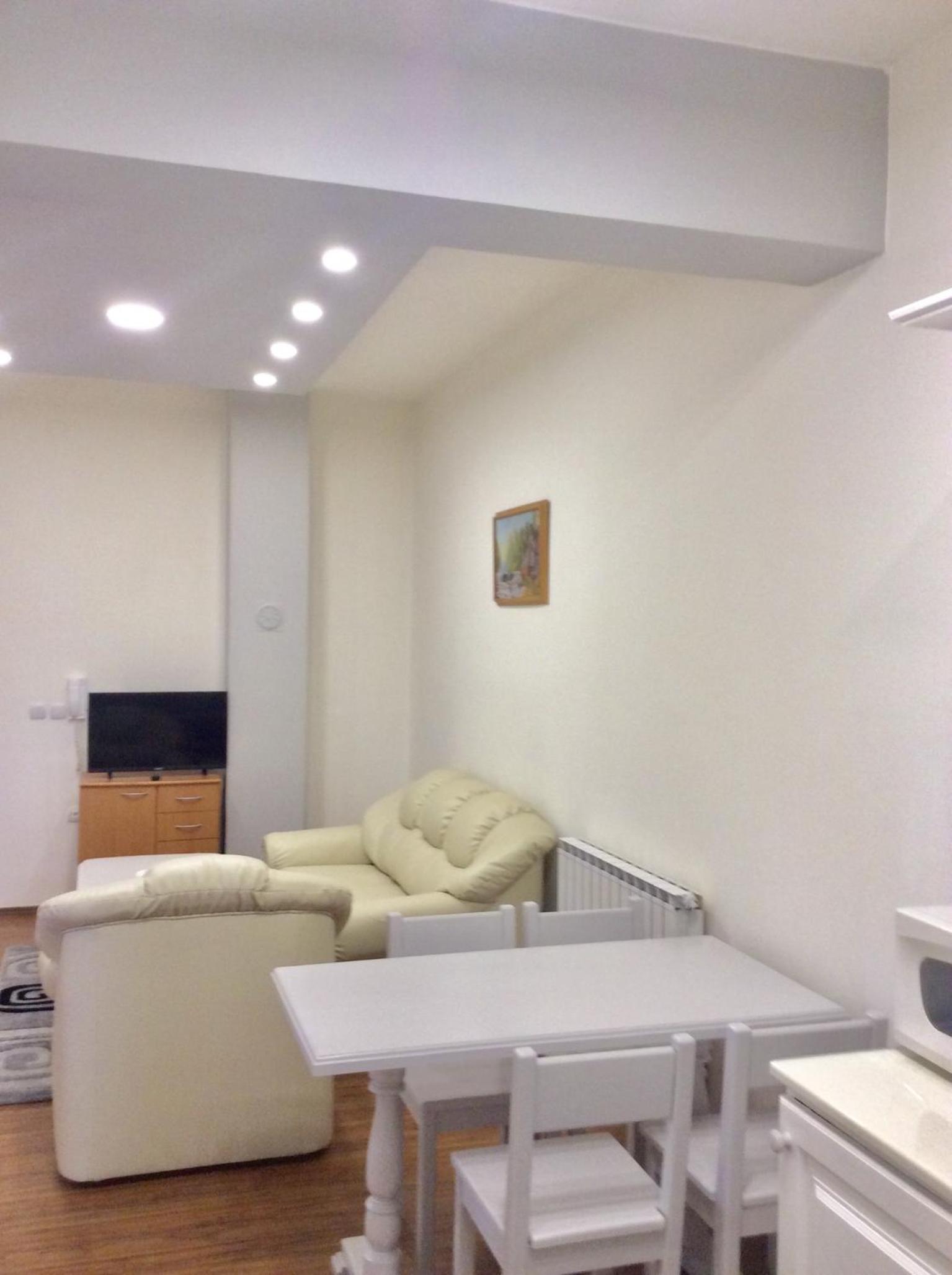 Apartment photo 3