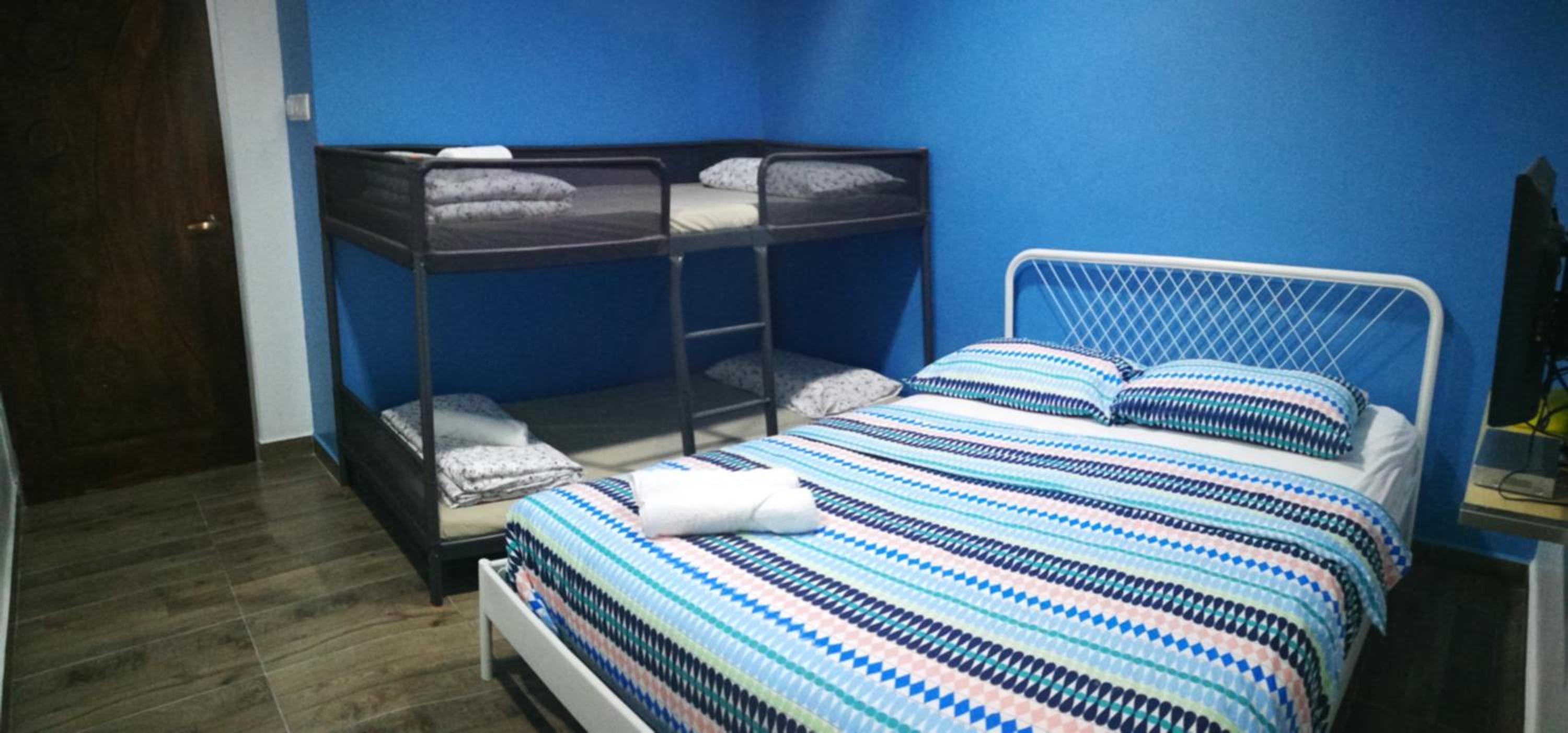 Deluxe Family Suite photo 2