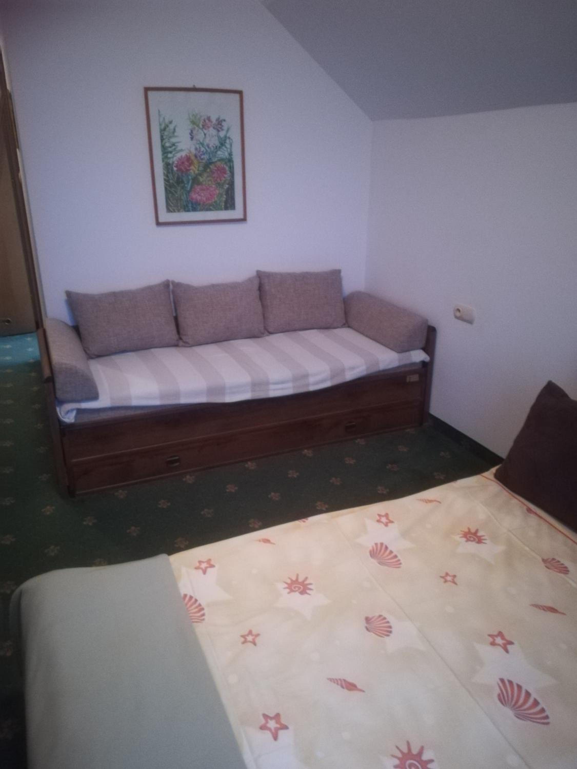 Family Room with Balcony and Sea View (2 Adults + 2 Children) - Photo 2