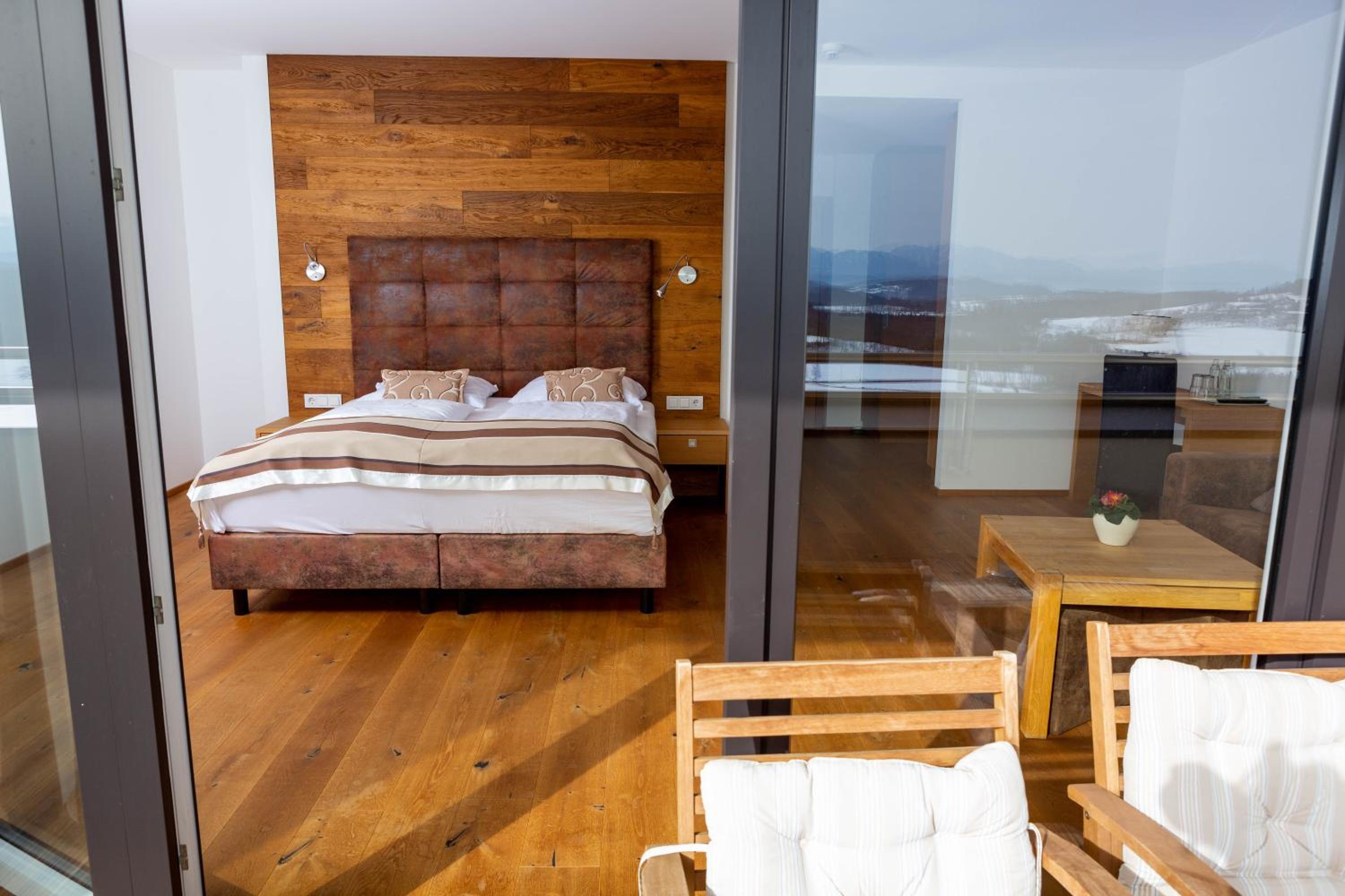 Suite with Sauna