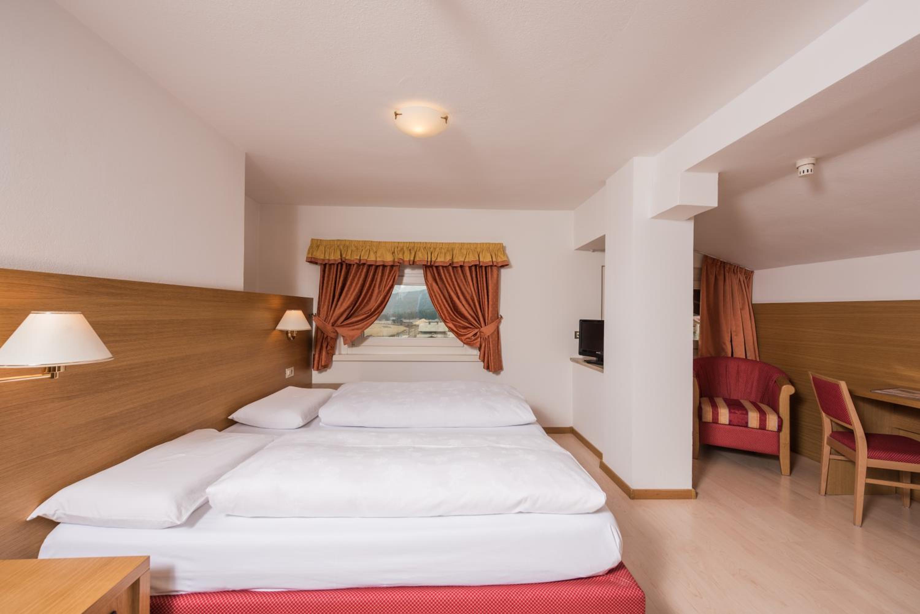 Classic Double Room - Photo 2