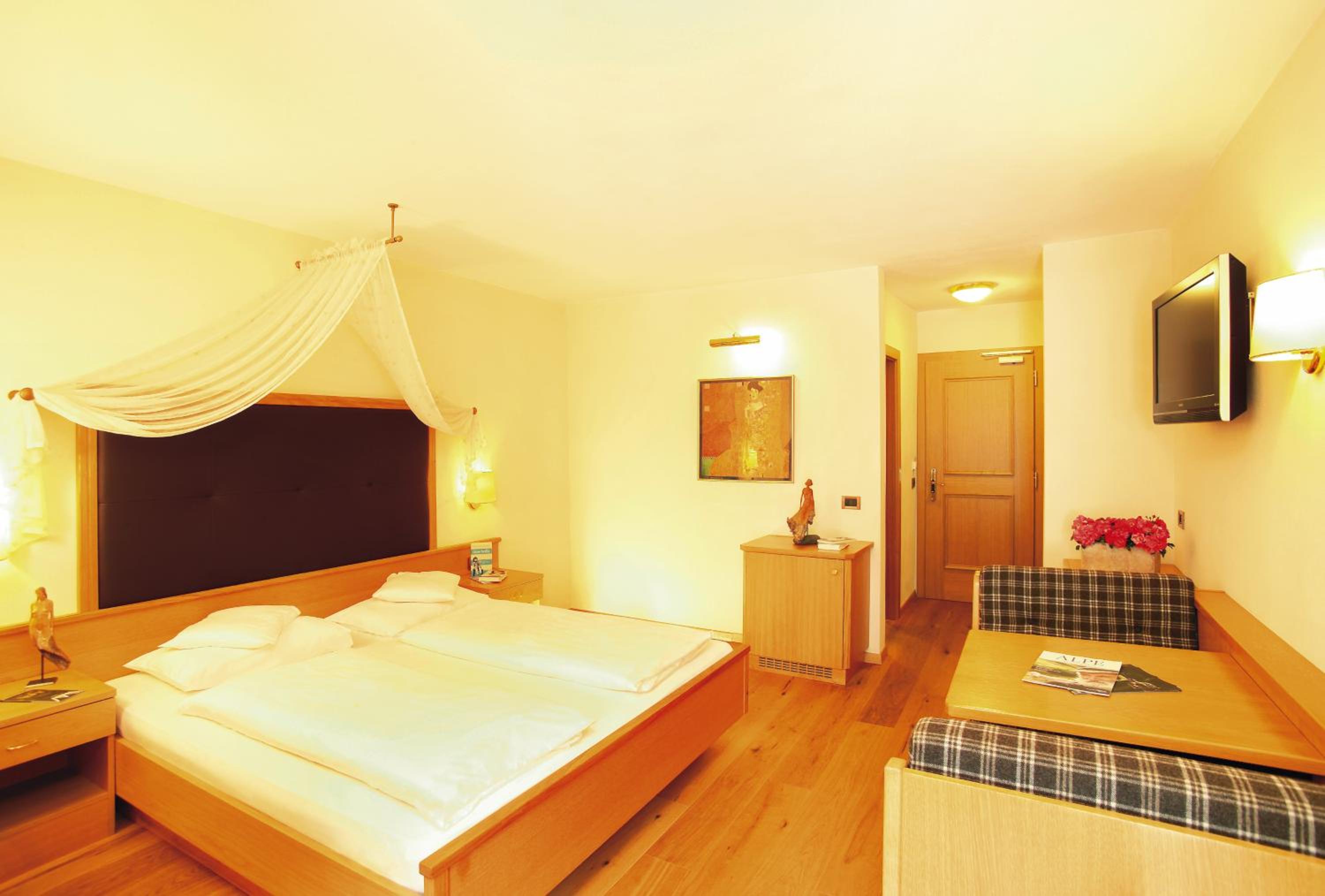 Superior Double Room with Balcony photo 2