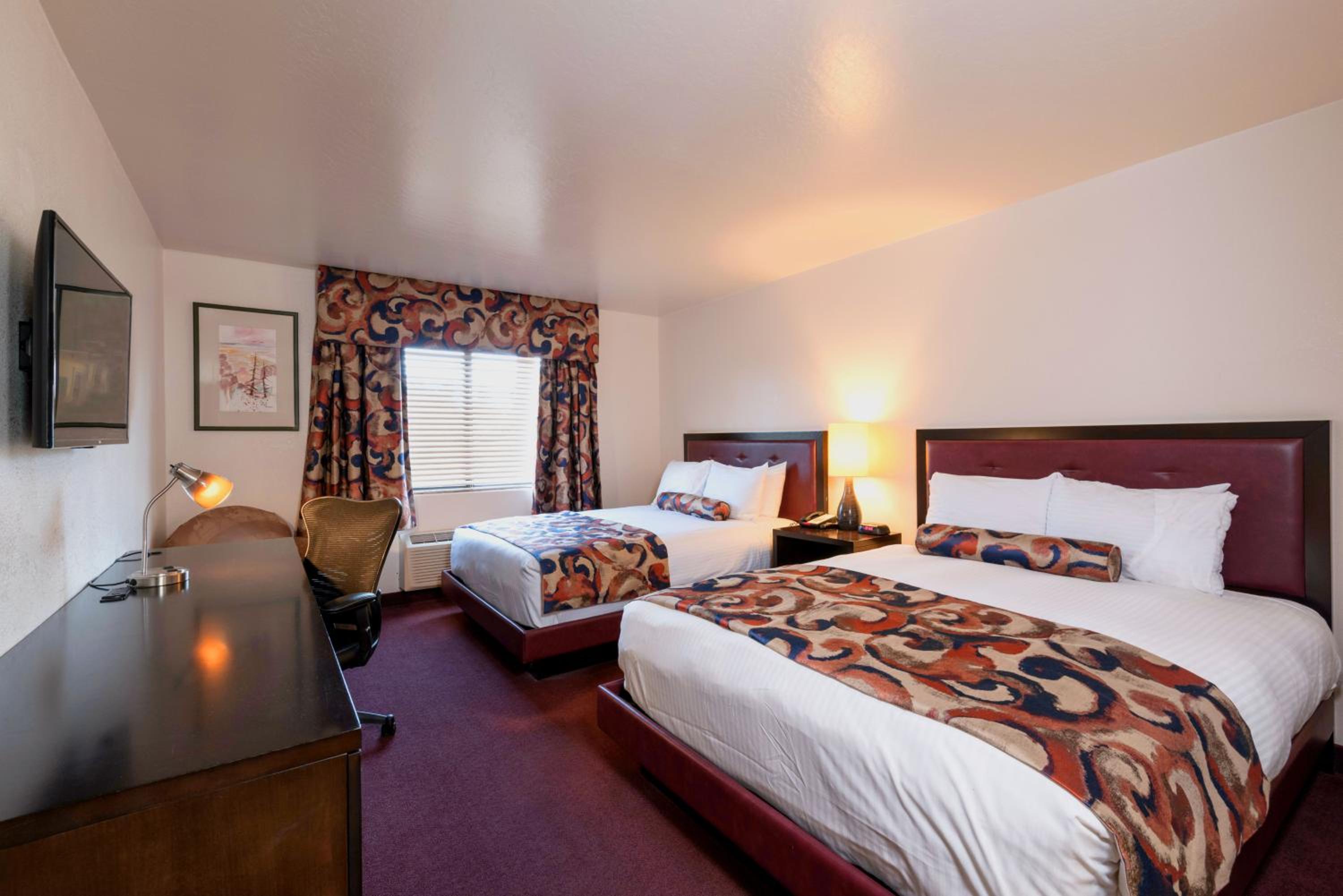 Queen Suite photo 2