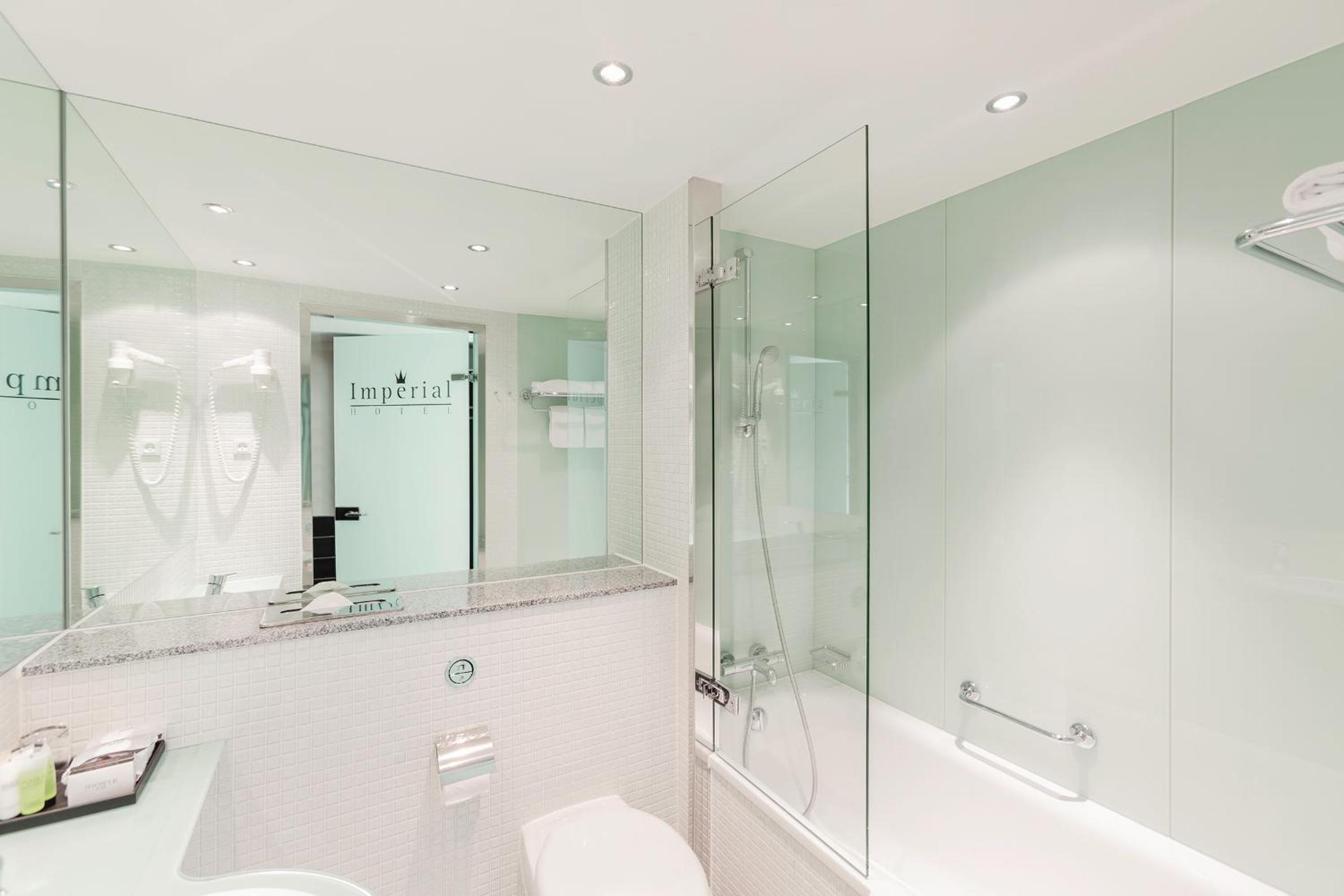 Standard Double Room - Photo 3