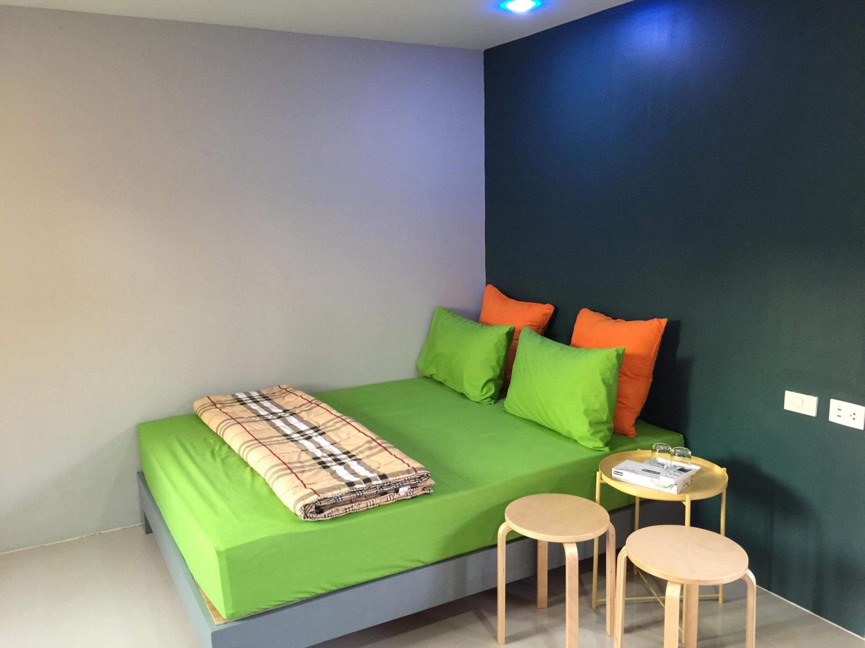 Budget Double Room with Private Bathroom - Photo 3