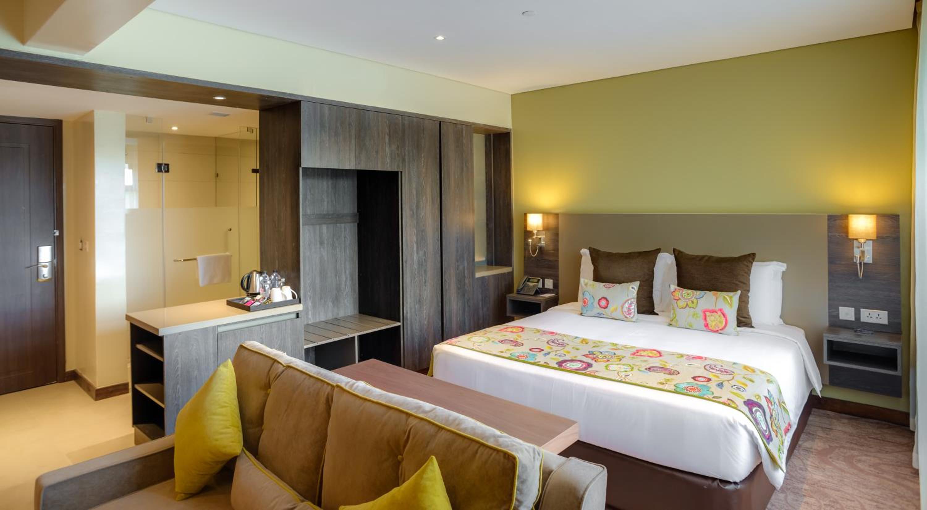 Executive Suite photo 2