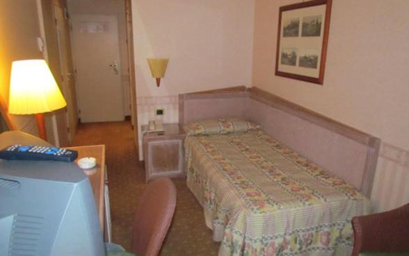 Standard Single Room