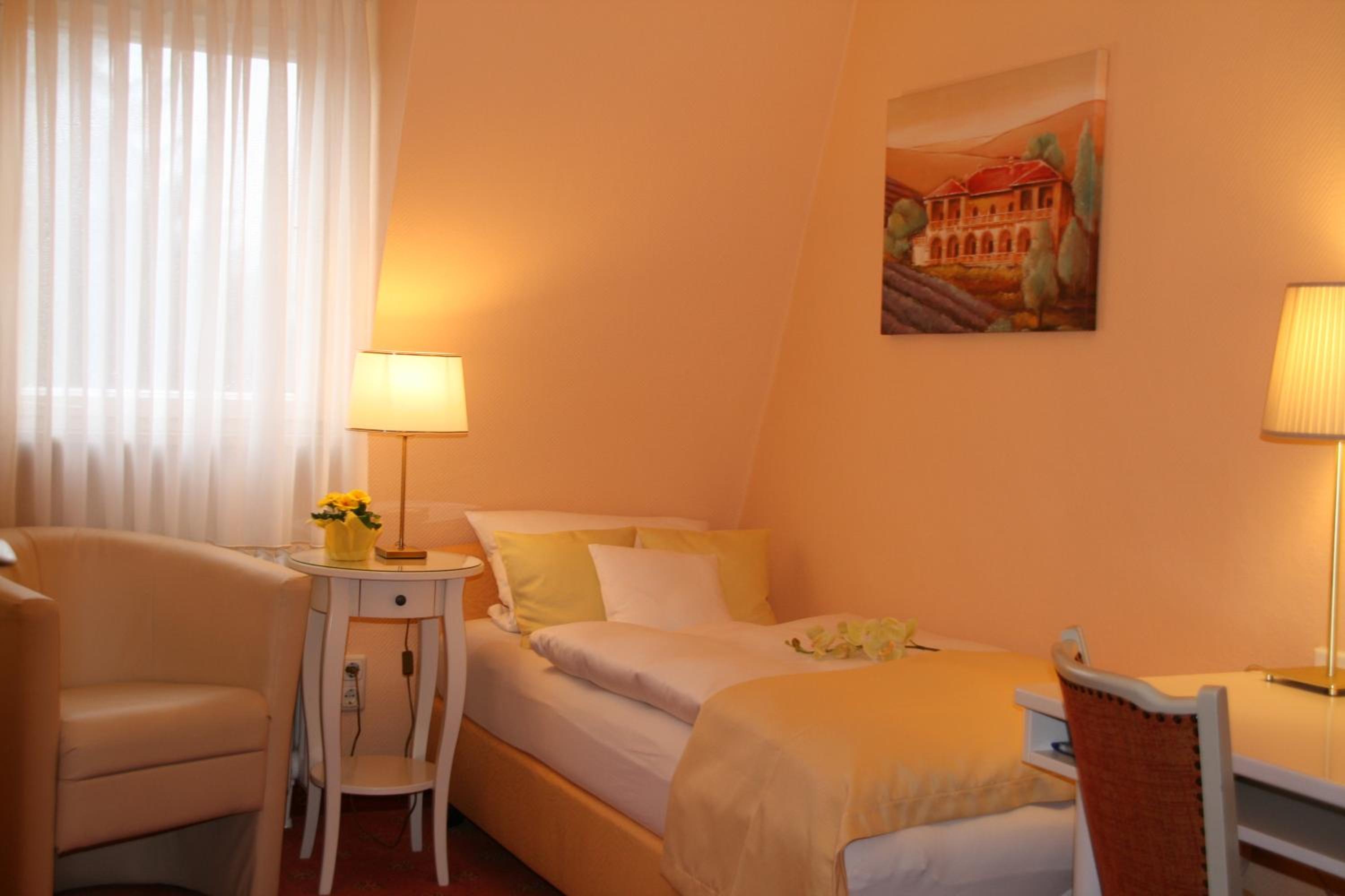 Double Room - Photo 3