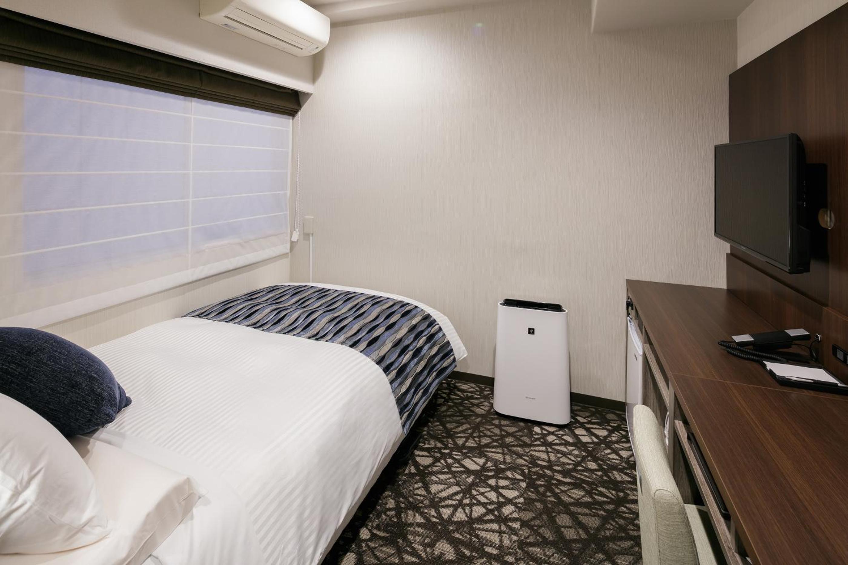 Standard Double Room with Small Double Bed - Non-Smoking