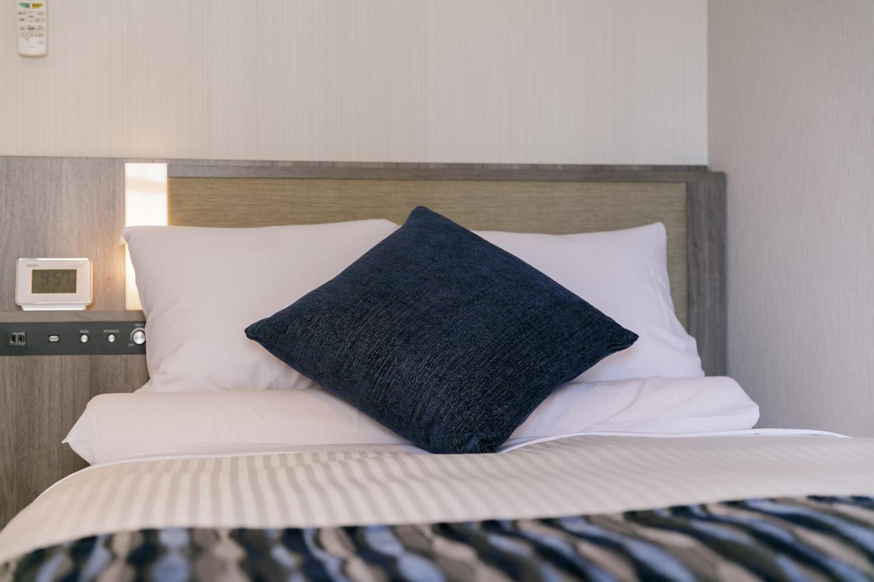 Superior Double Room with Small Double Bed - Non-Smoking photo 1