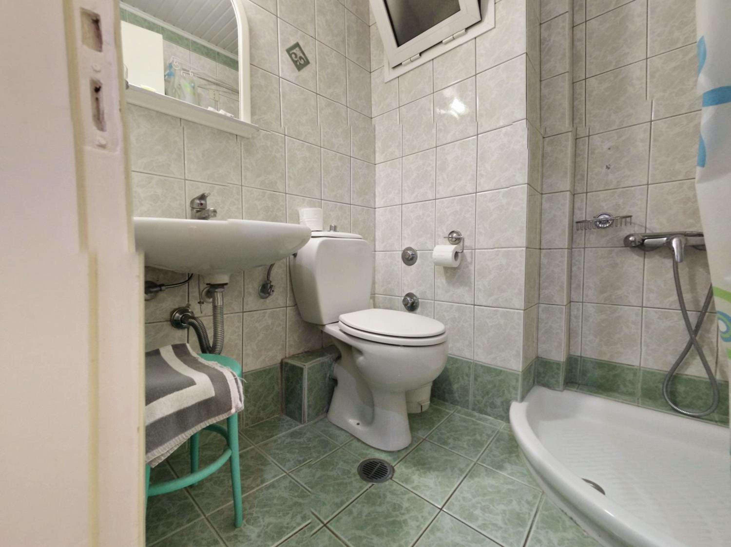 Economy Twin Room