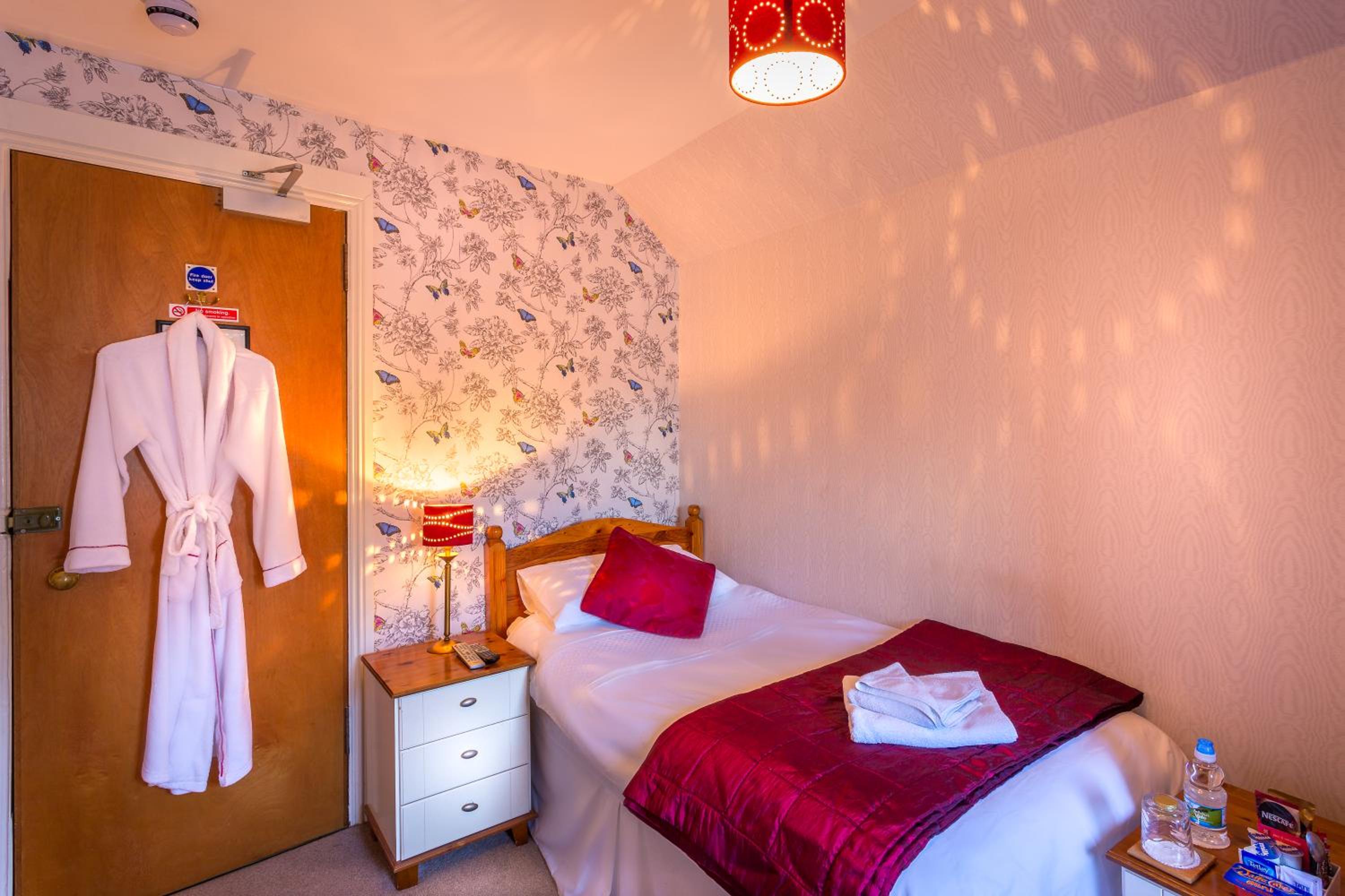 Single Room with Shower photo 1