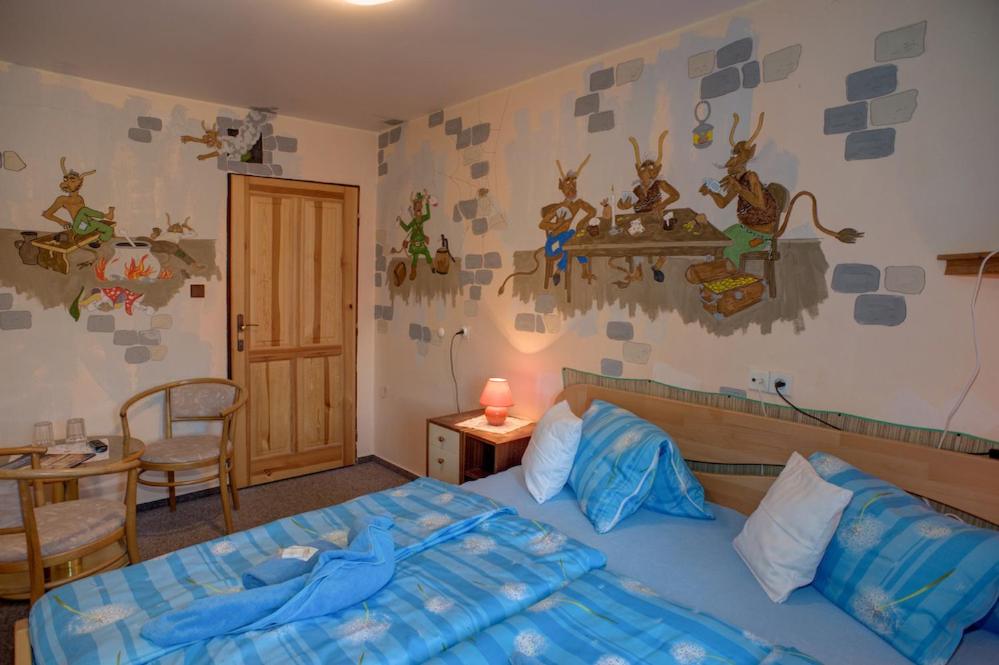 Small Double Room photo 1