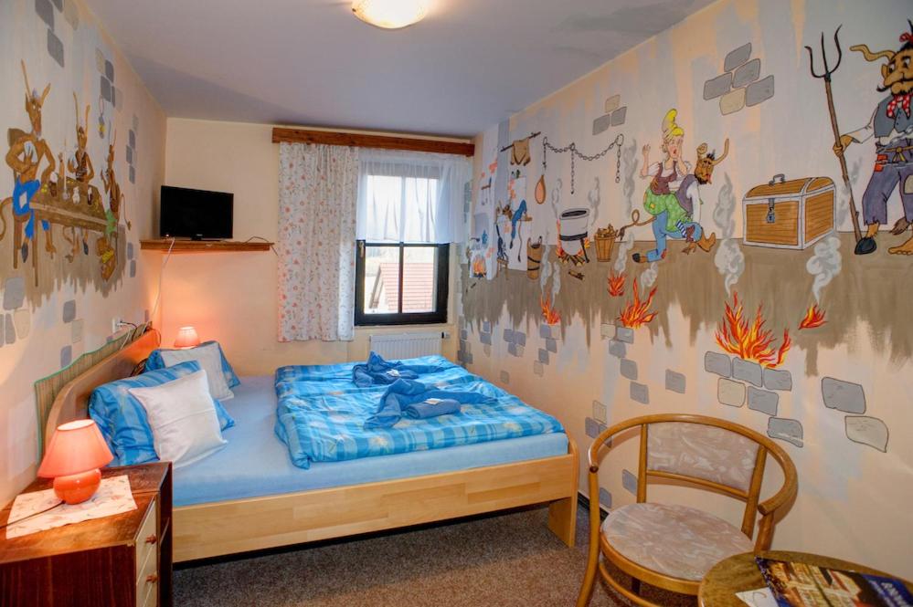 Small Double Room photo 2