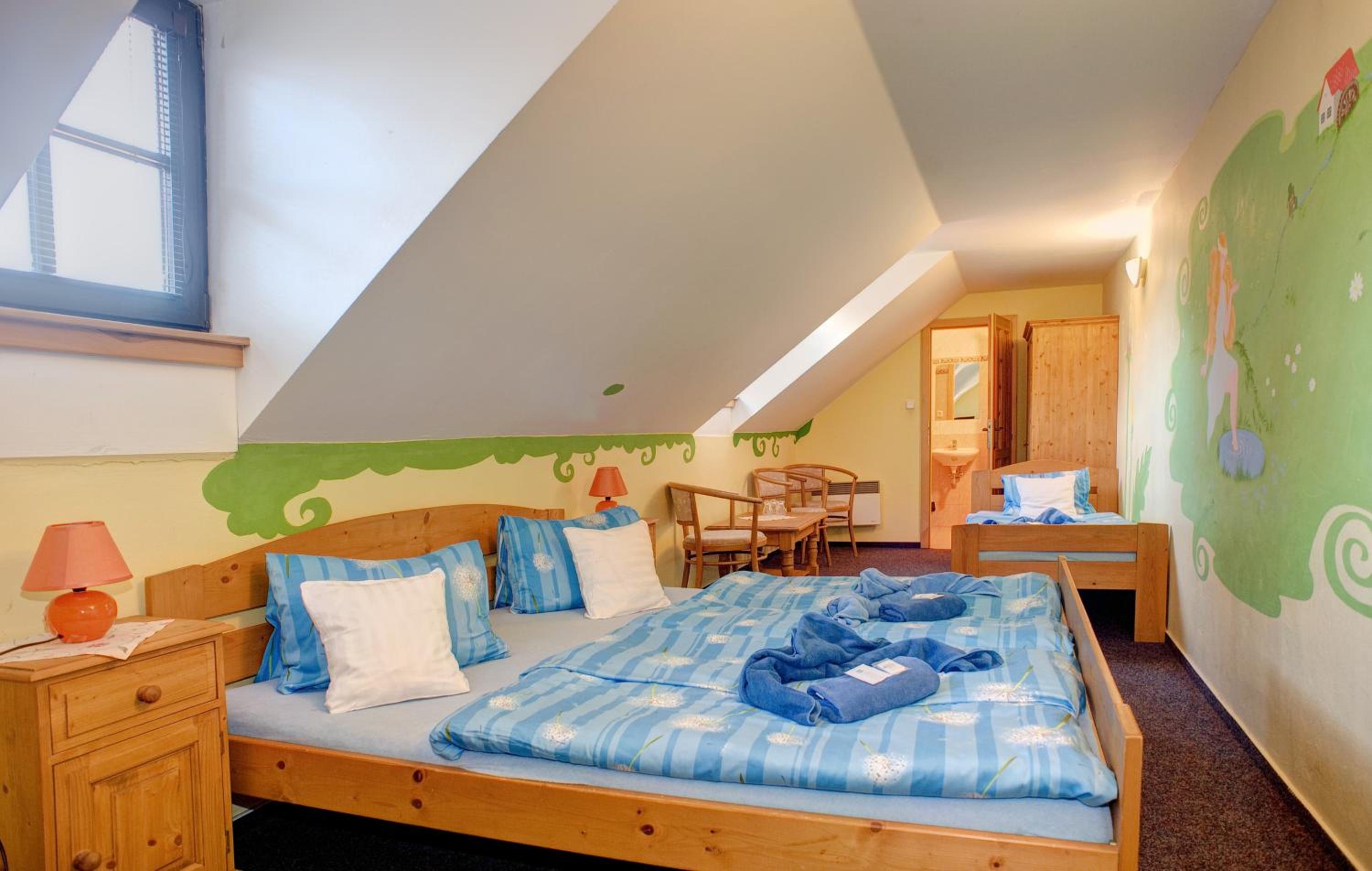 Triple Room with Bathroom photo 3