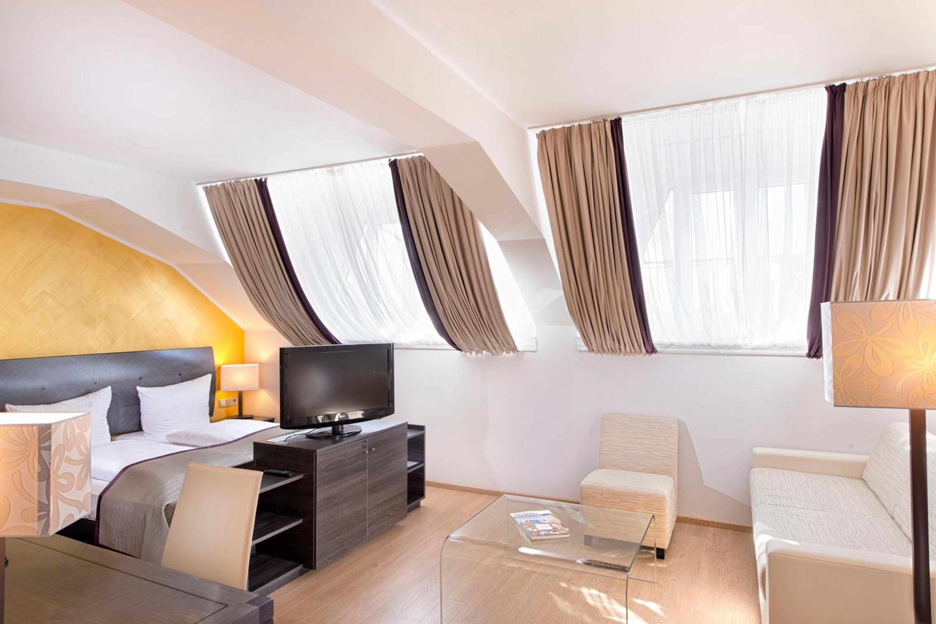 Junior Suite - Photo 2