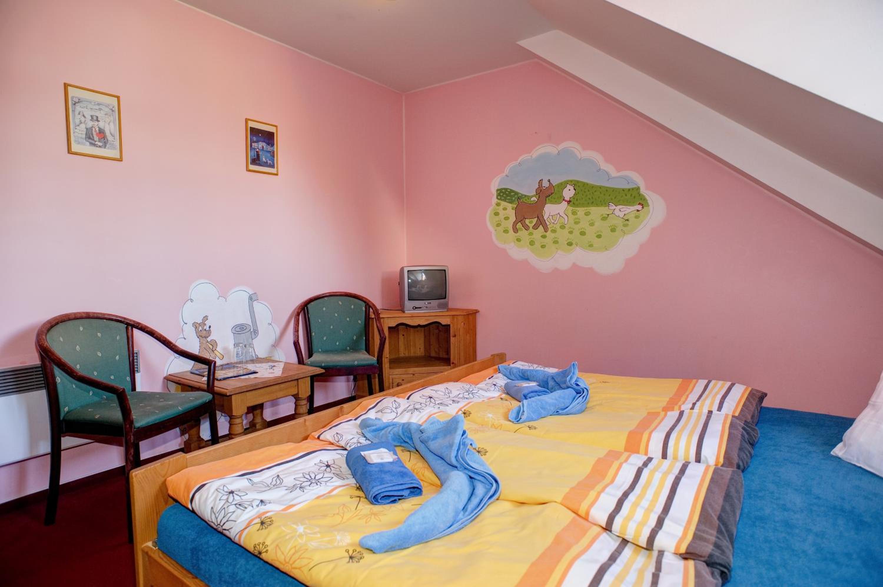 Double Room with Private Bathroom photo 1