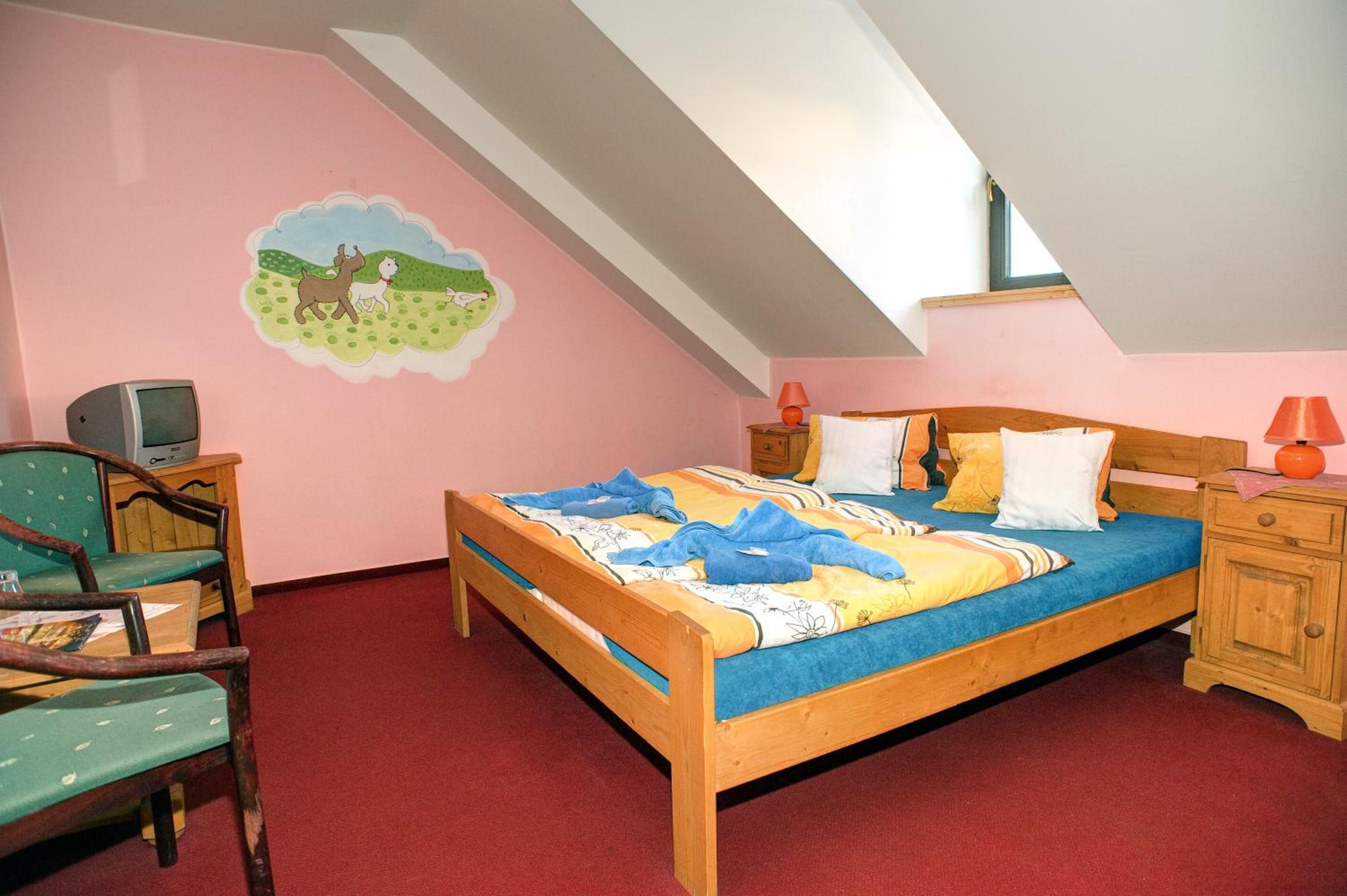 Double Room with Private Bathroom photo 2