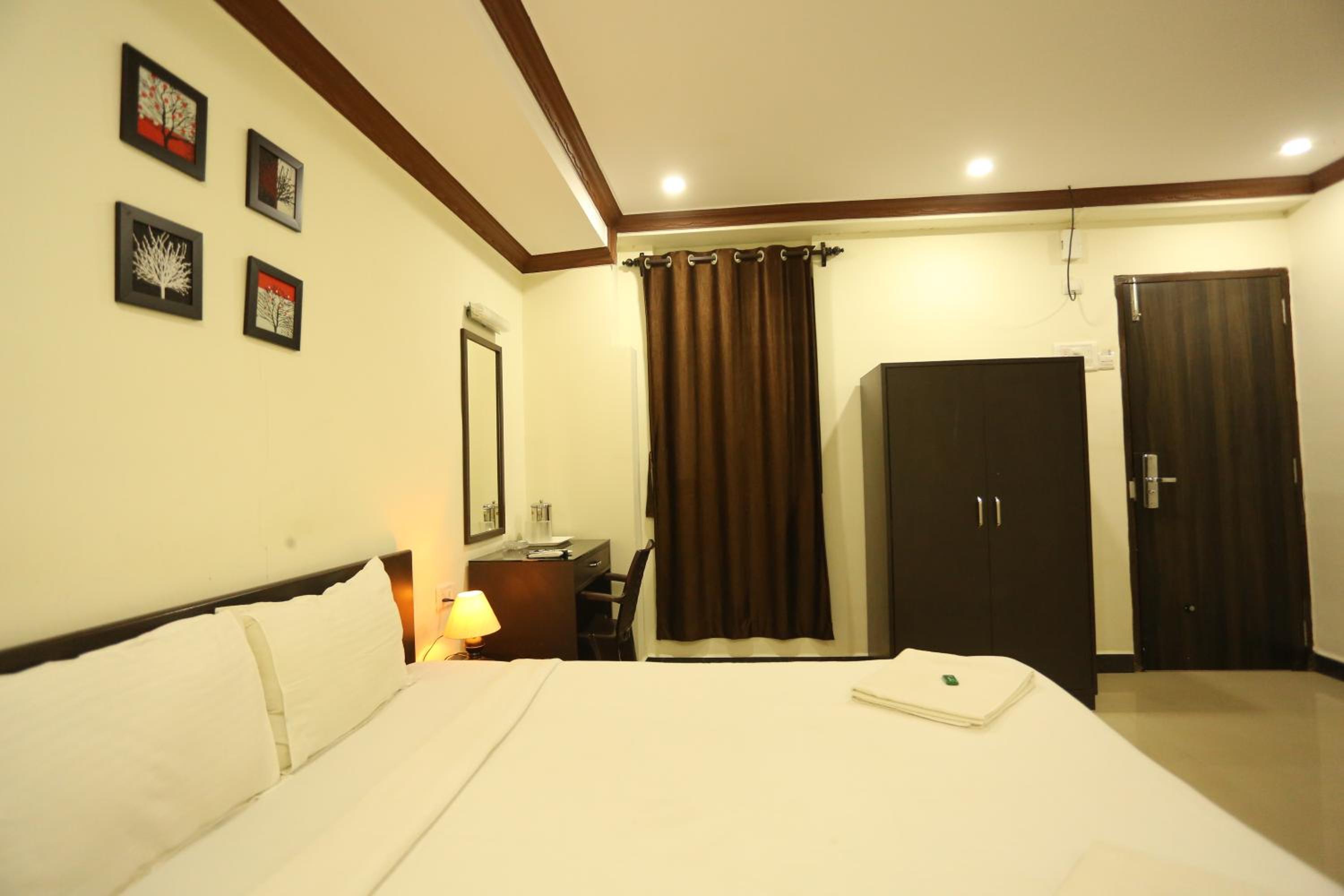 Standard Double Room photo 3