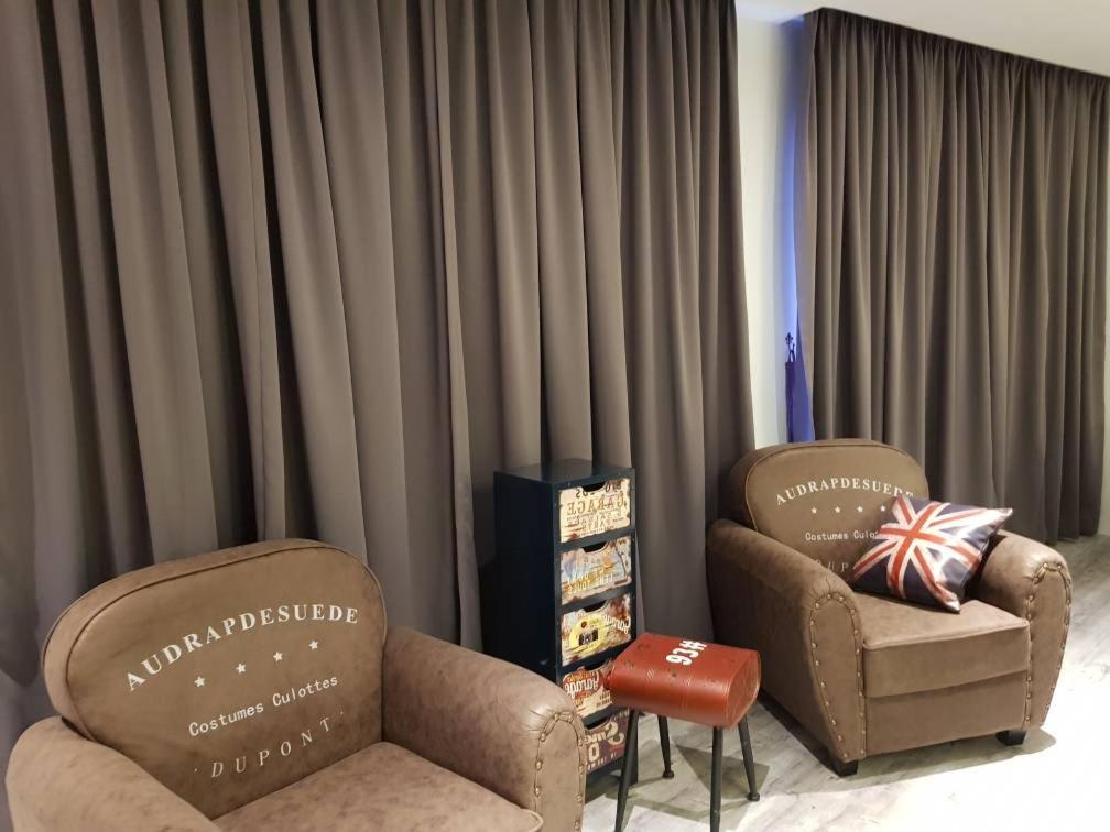 Executive Suite photo 2