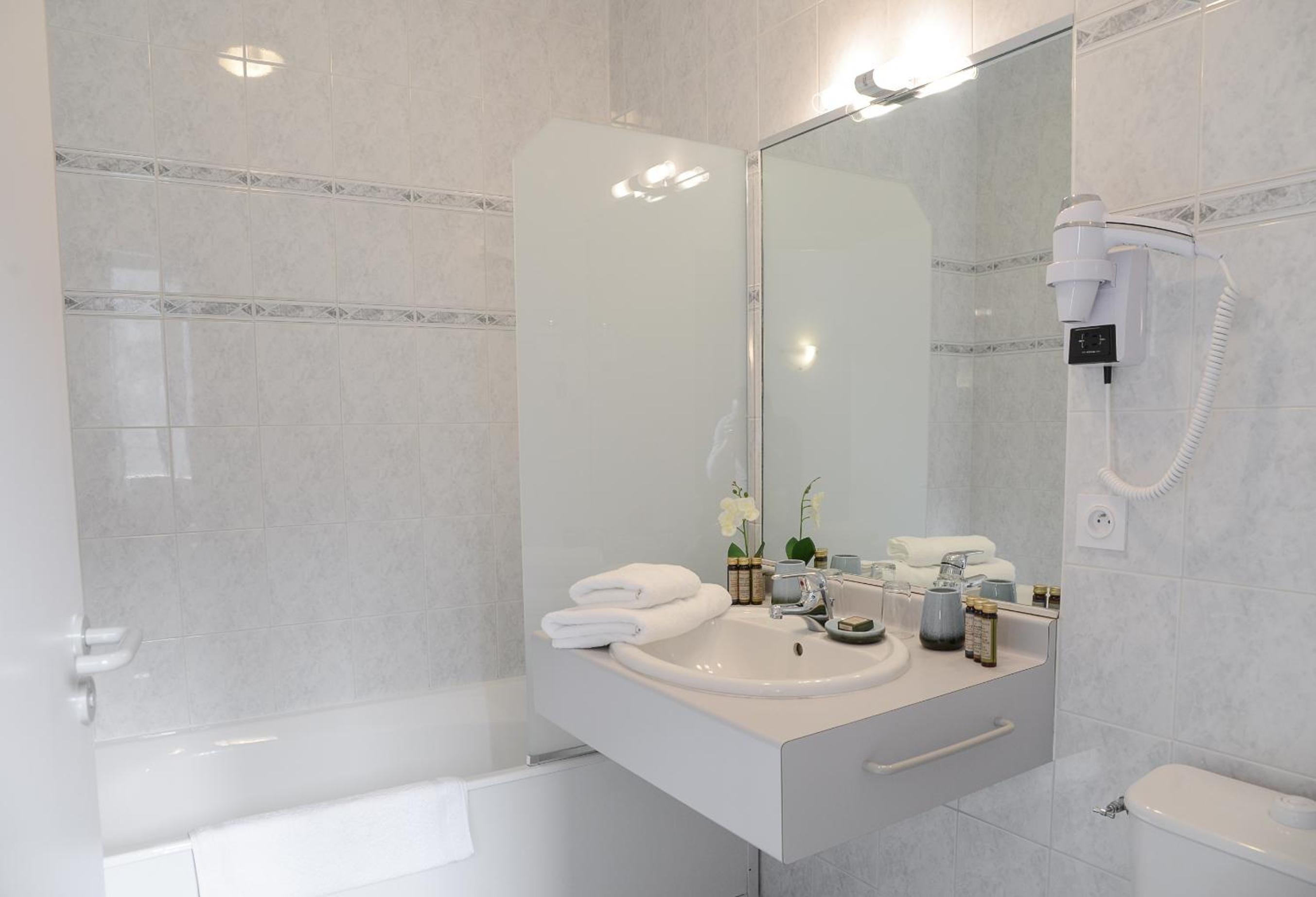 Superior Double Room - Photo 4