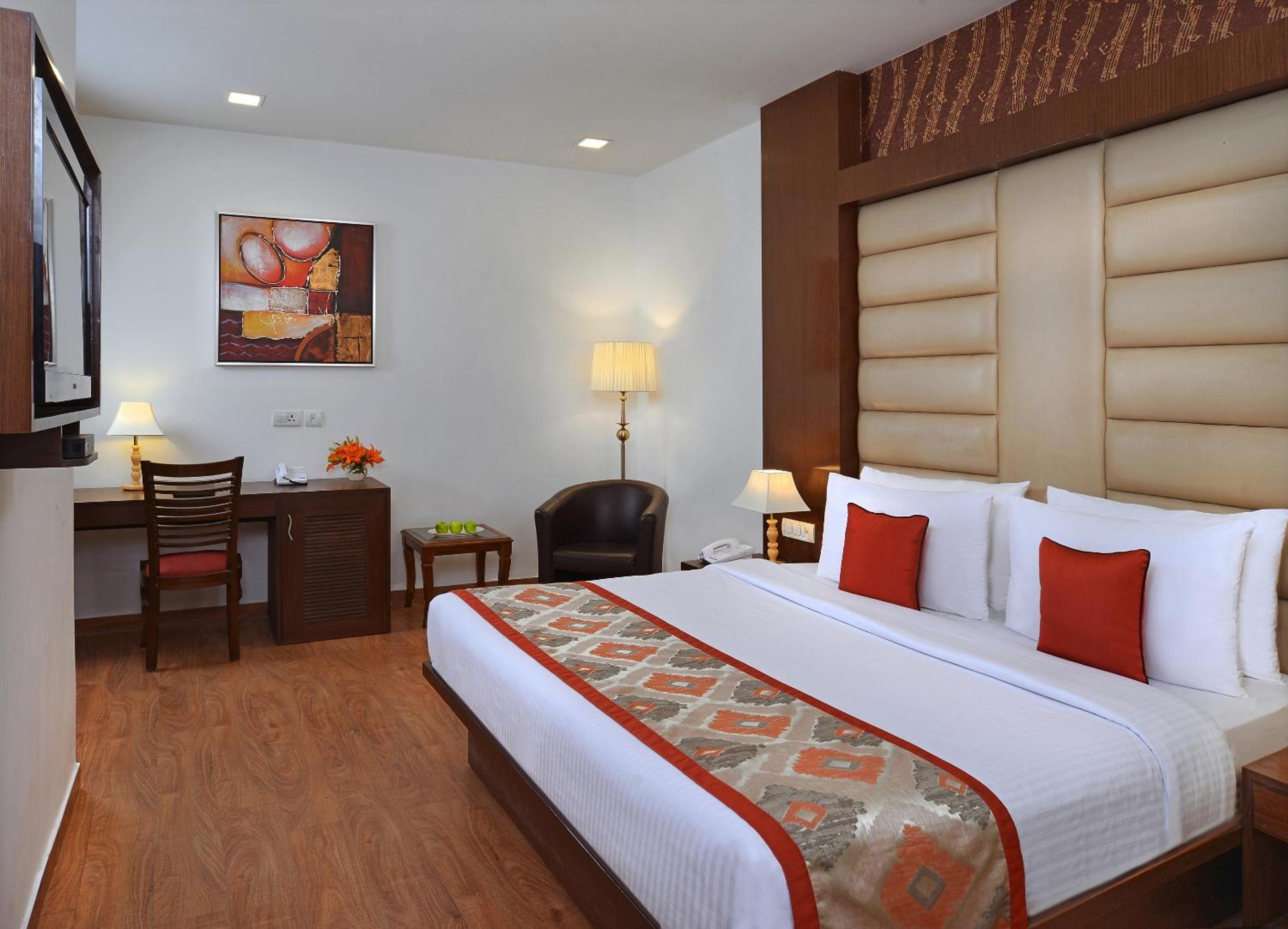 Deluxe Double Room photo 2