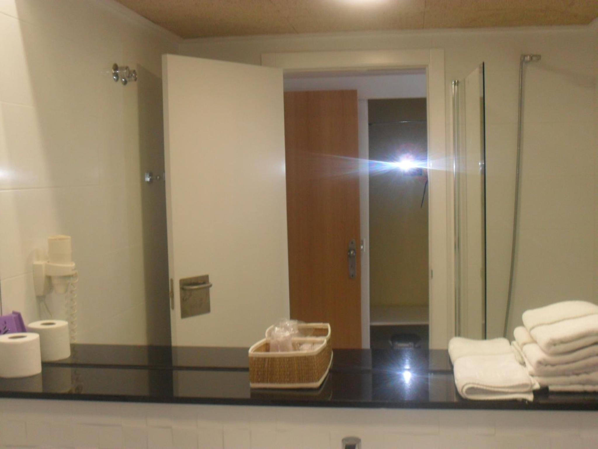 Double Room - Photo 15