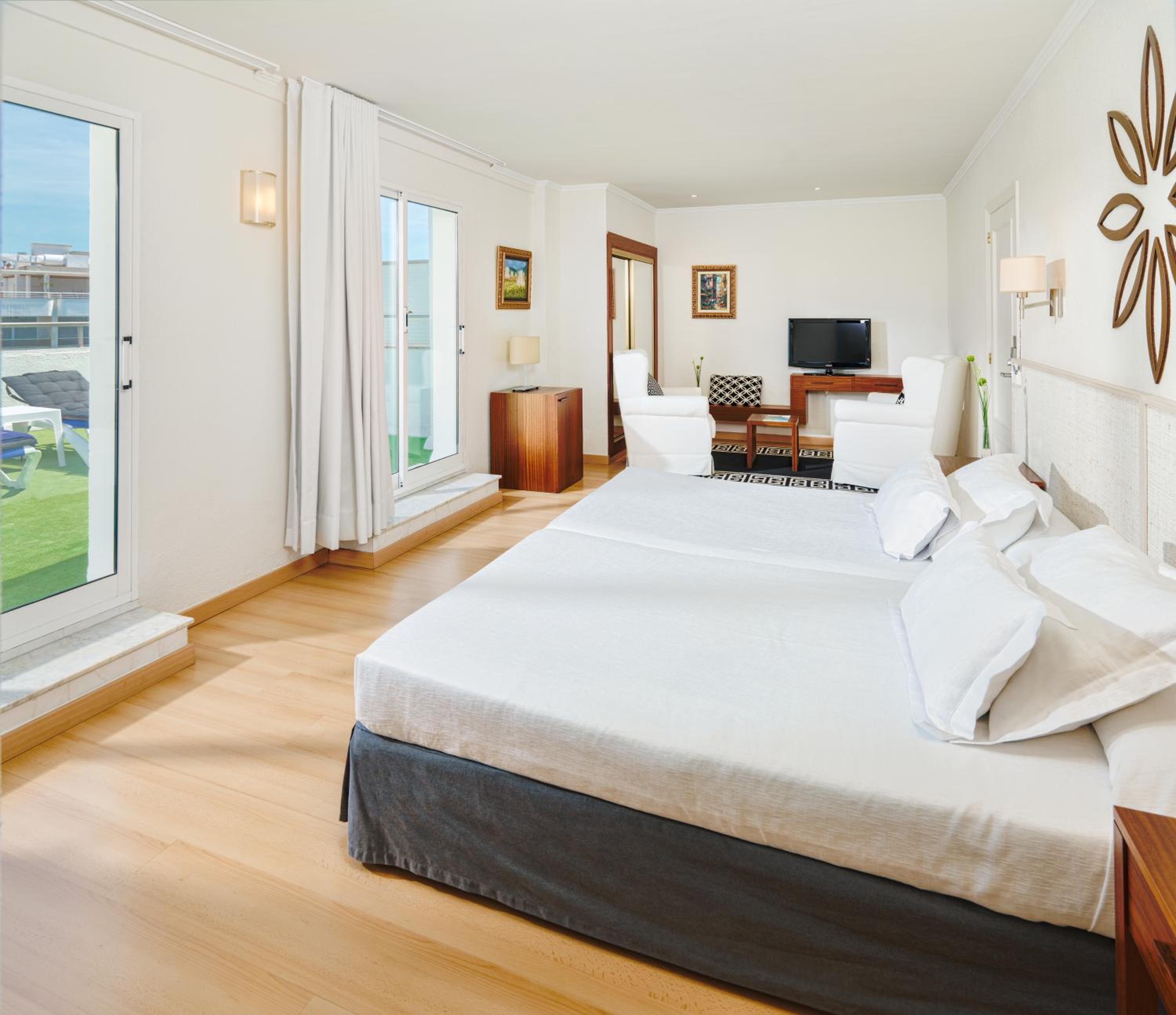 Superior Double Room (2 Adults) photo 3