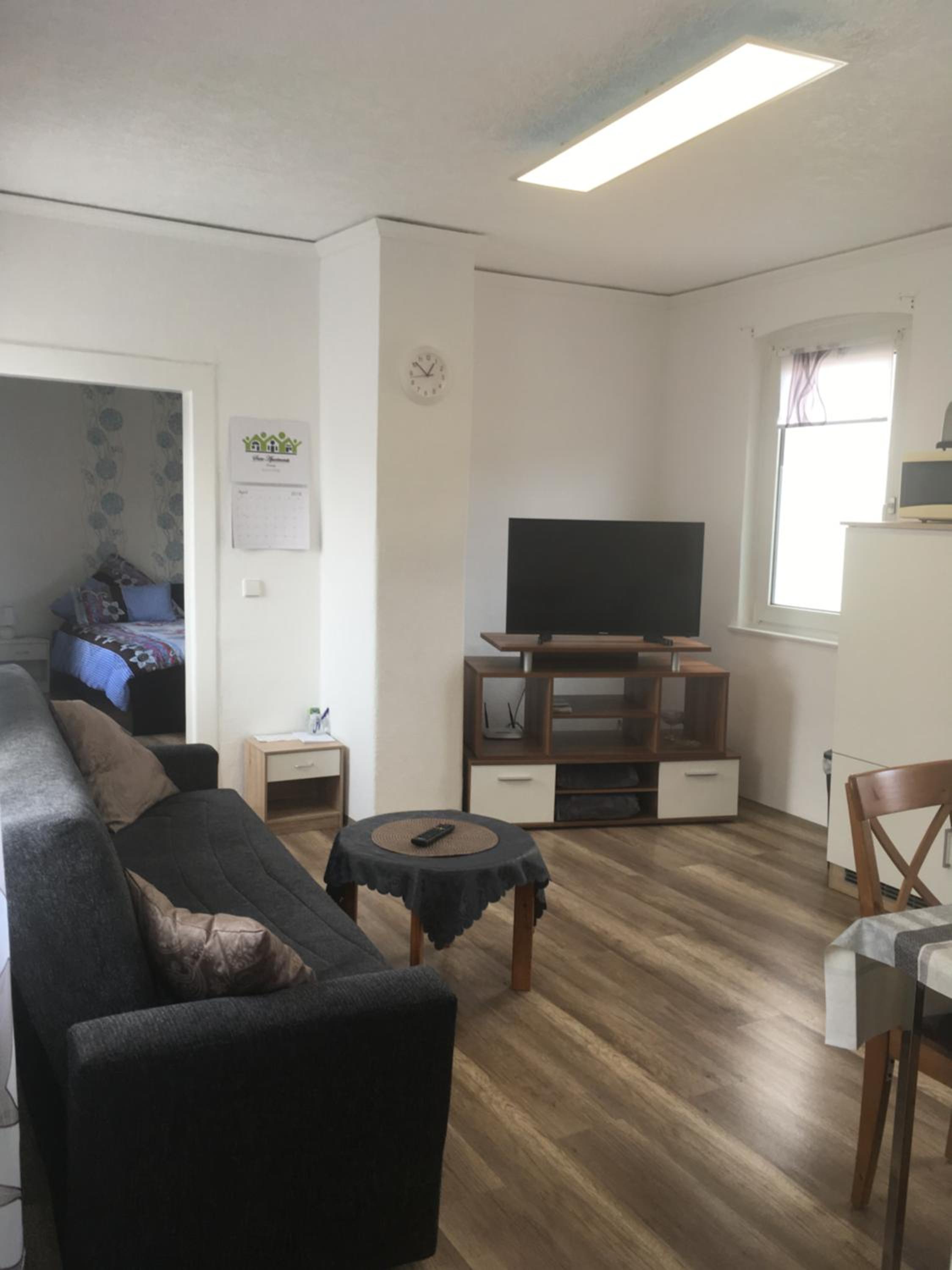 One-Bedroom Apartment photo 1