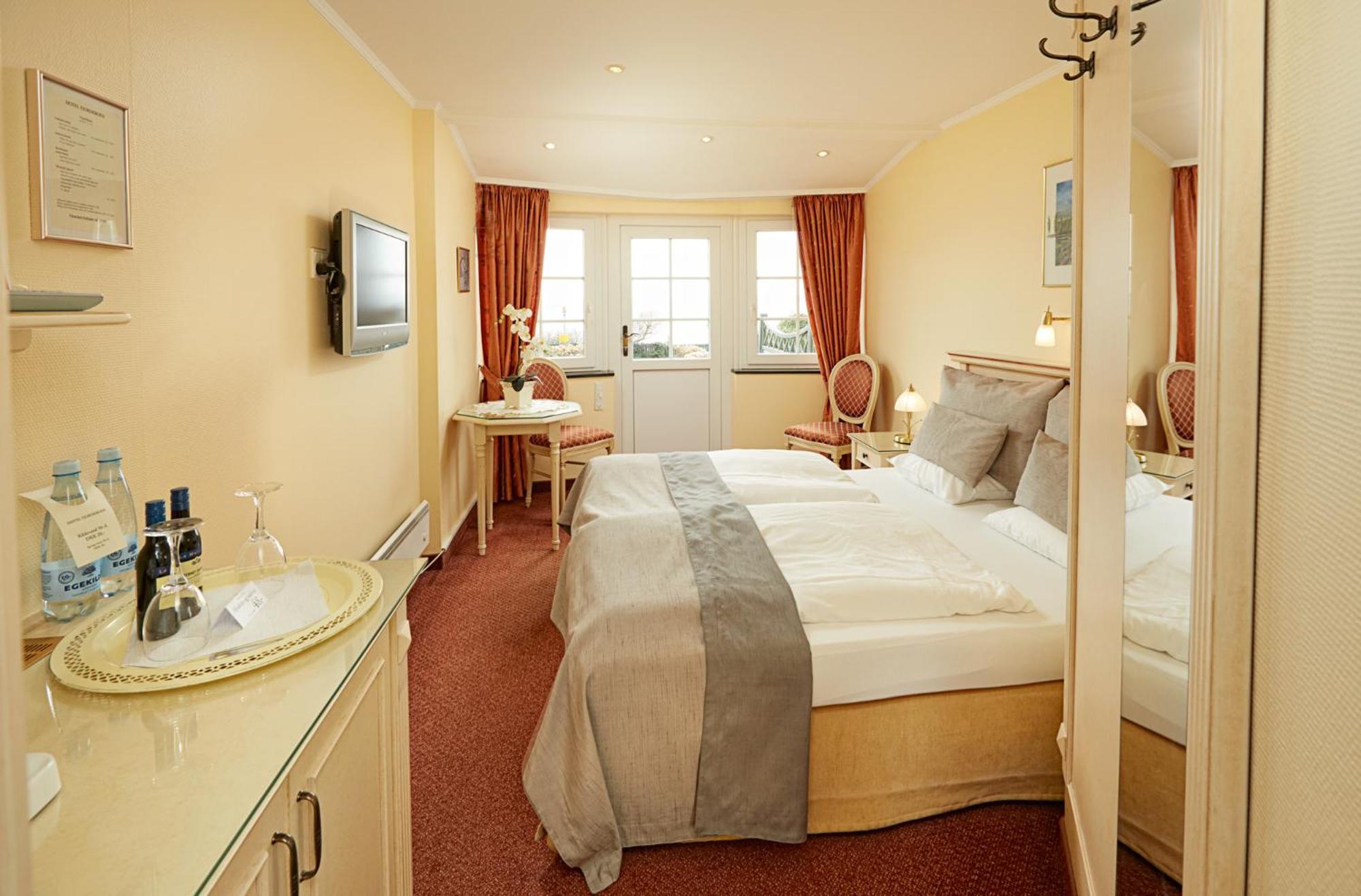 Double Room with Terrace and Sea View   photo 1