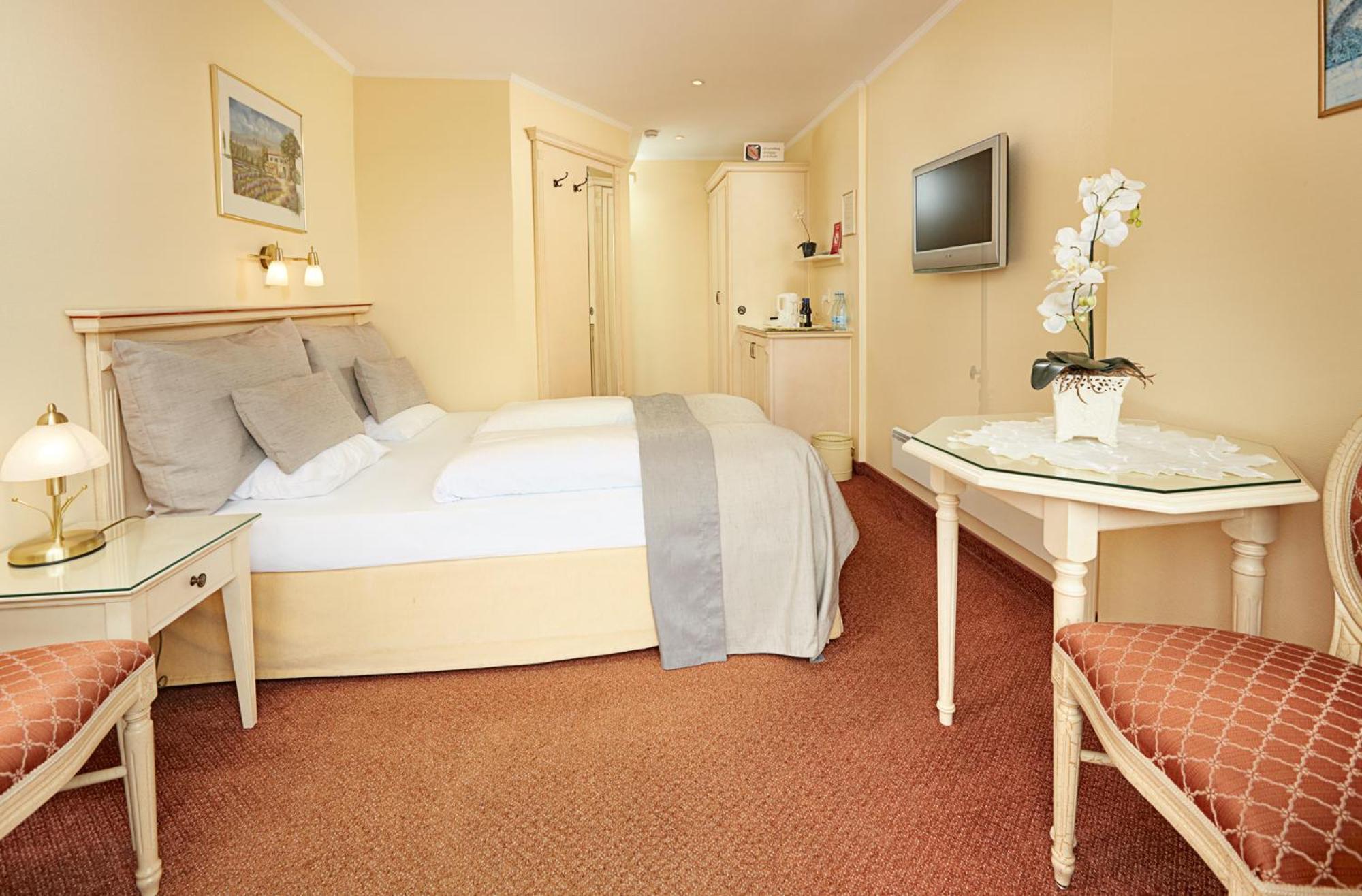 Double Room with Terrace and Sea View   photo 2