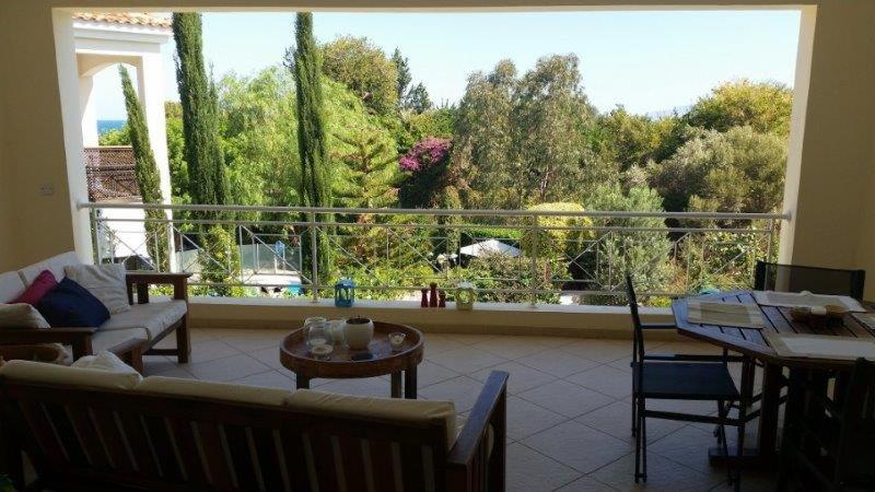 Villa photo 3