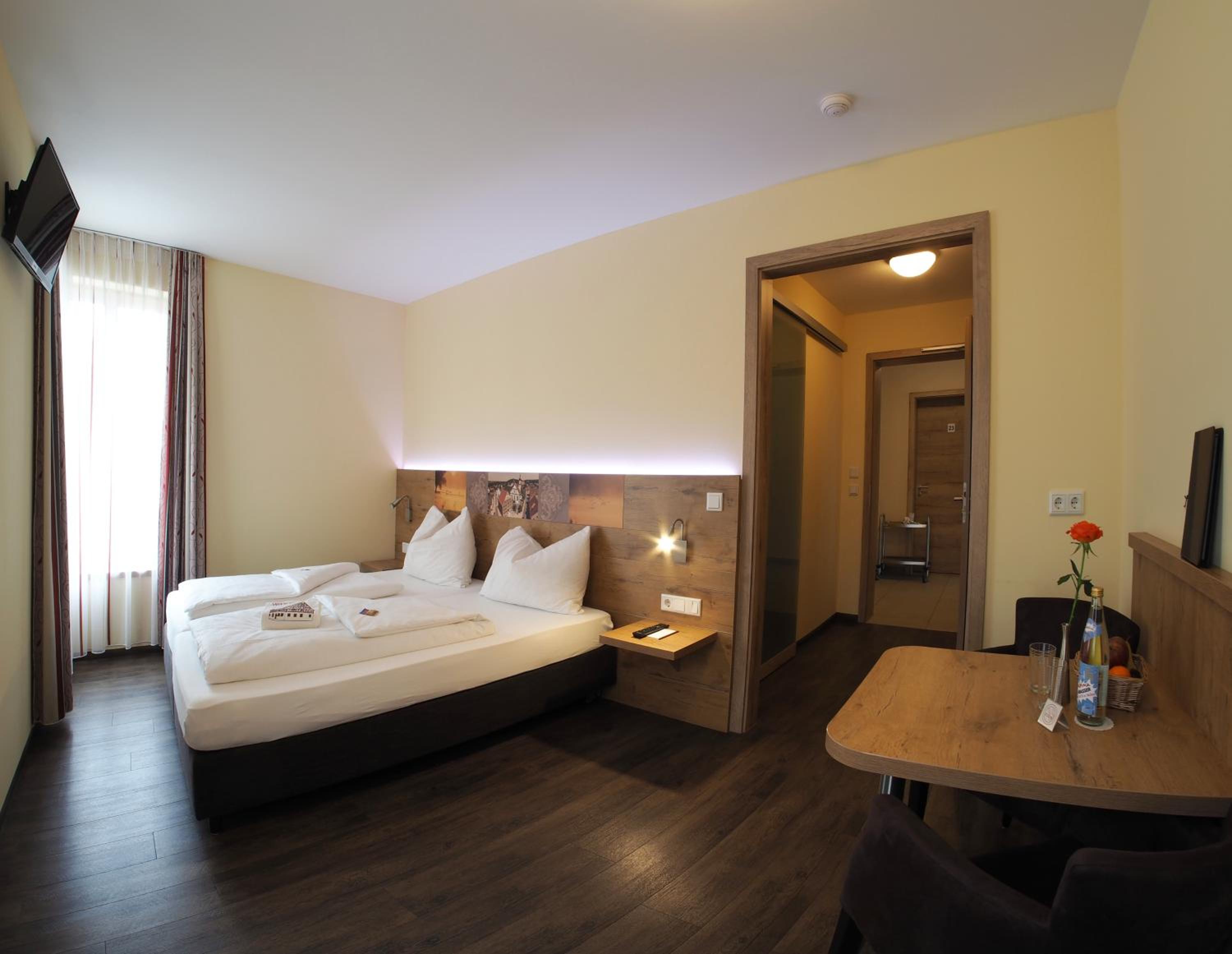 Double Room - Disability Access photo 1