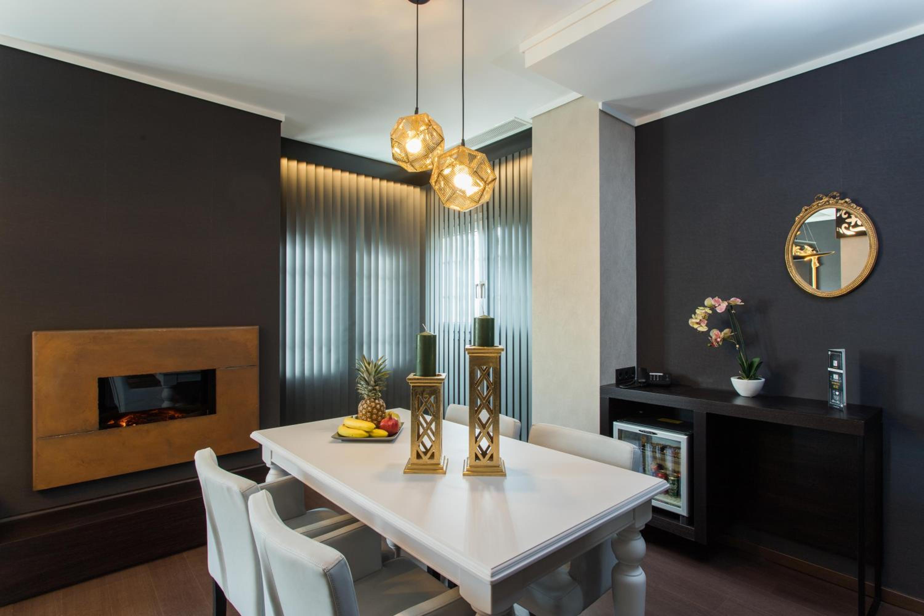 Deluxe Suite - Photo 5