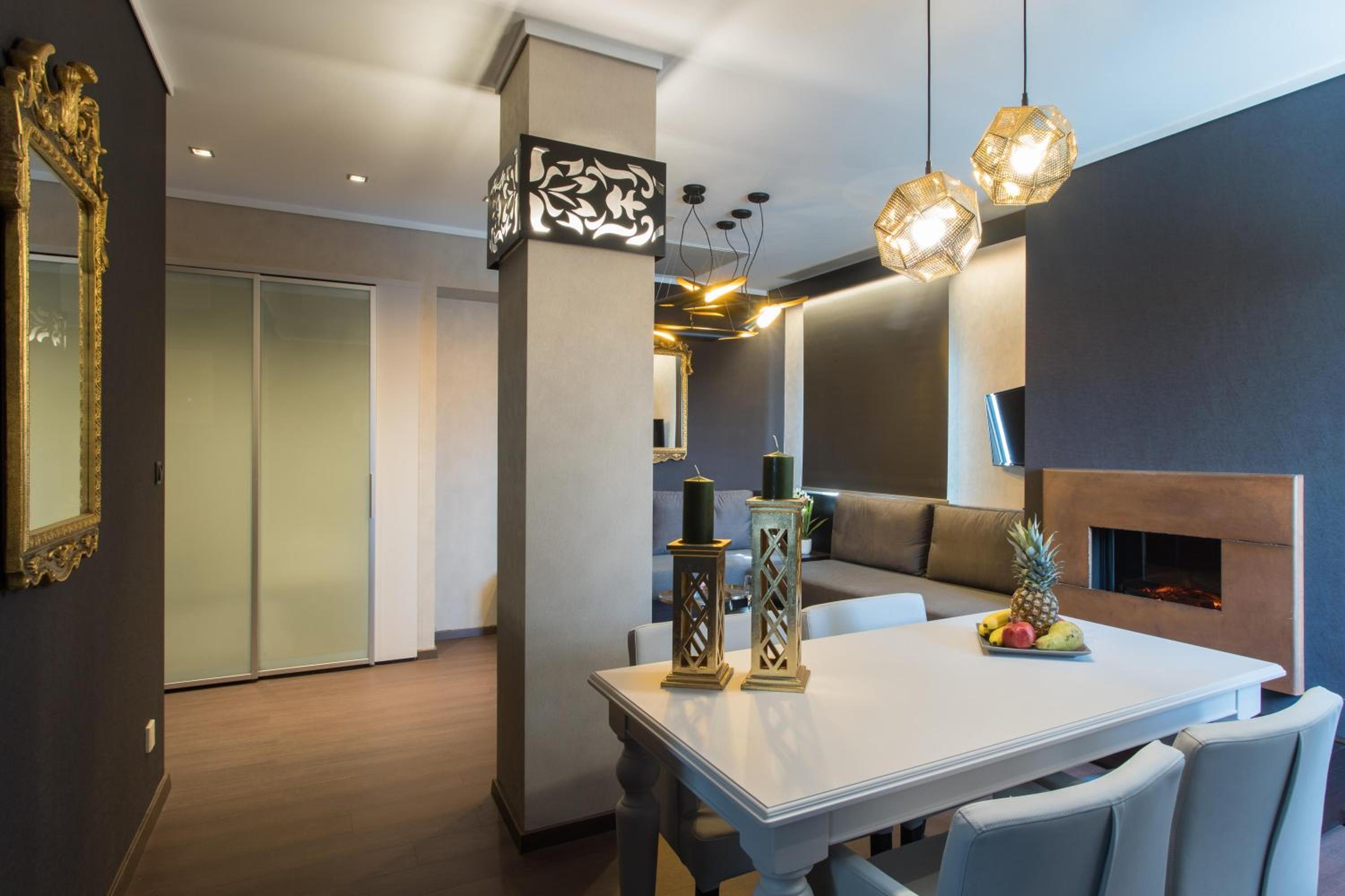 Deluxe Suite - Photo 6
