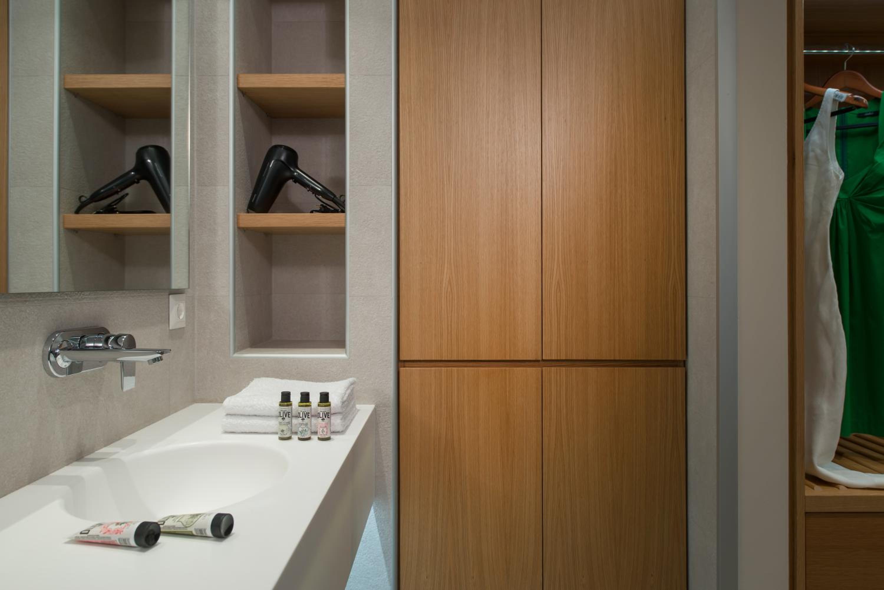 Apartment - Photo 4