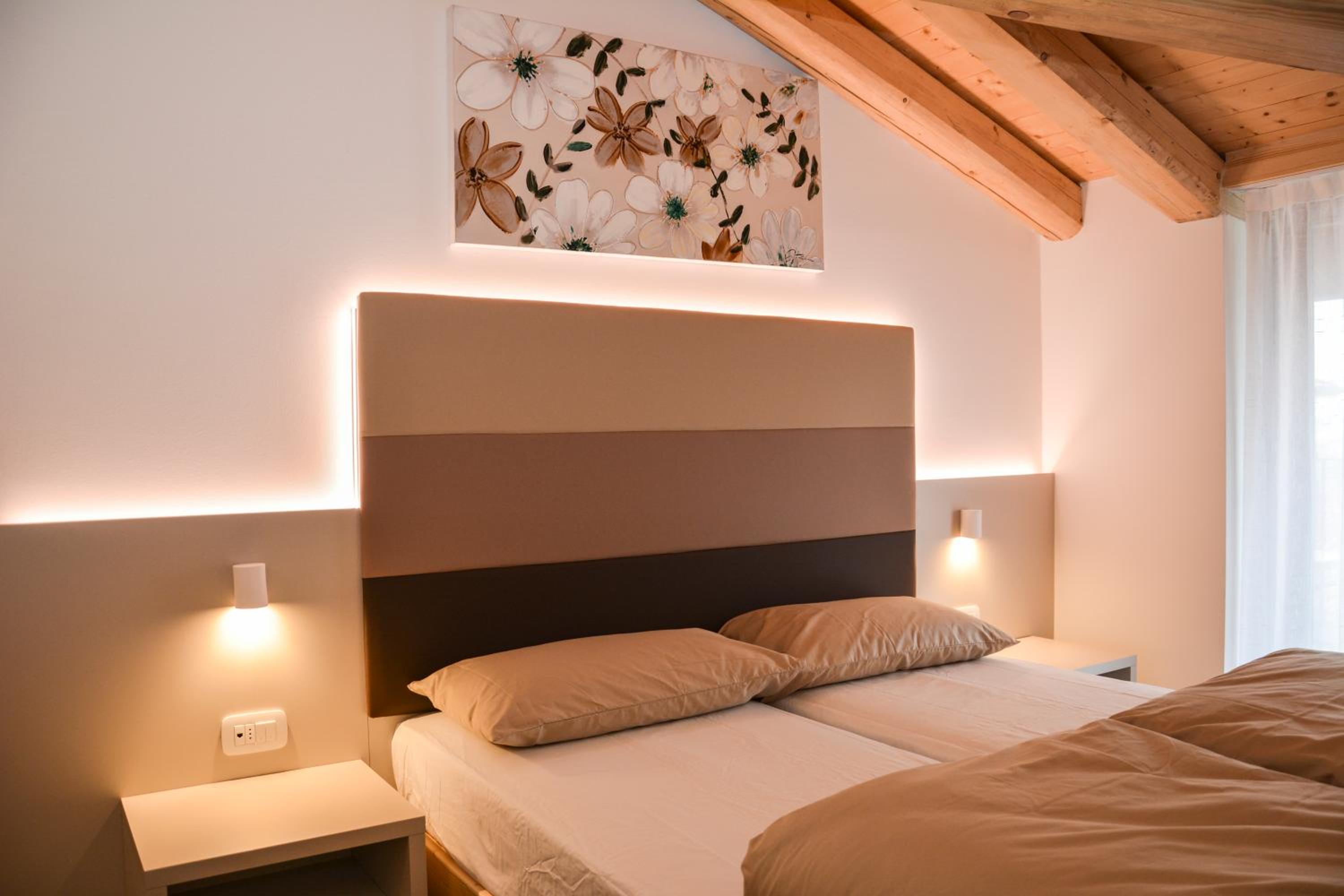 Double Room - Photo 2