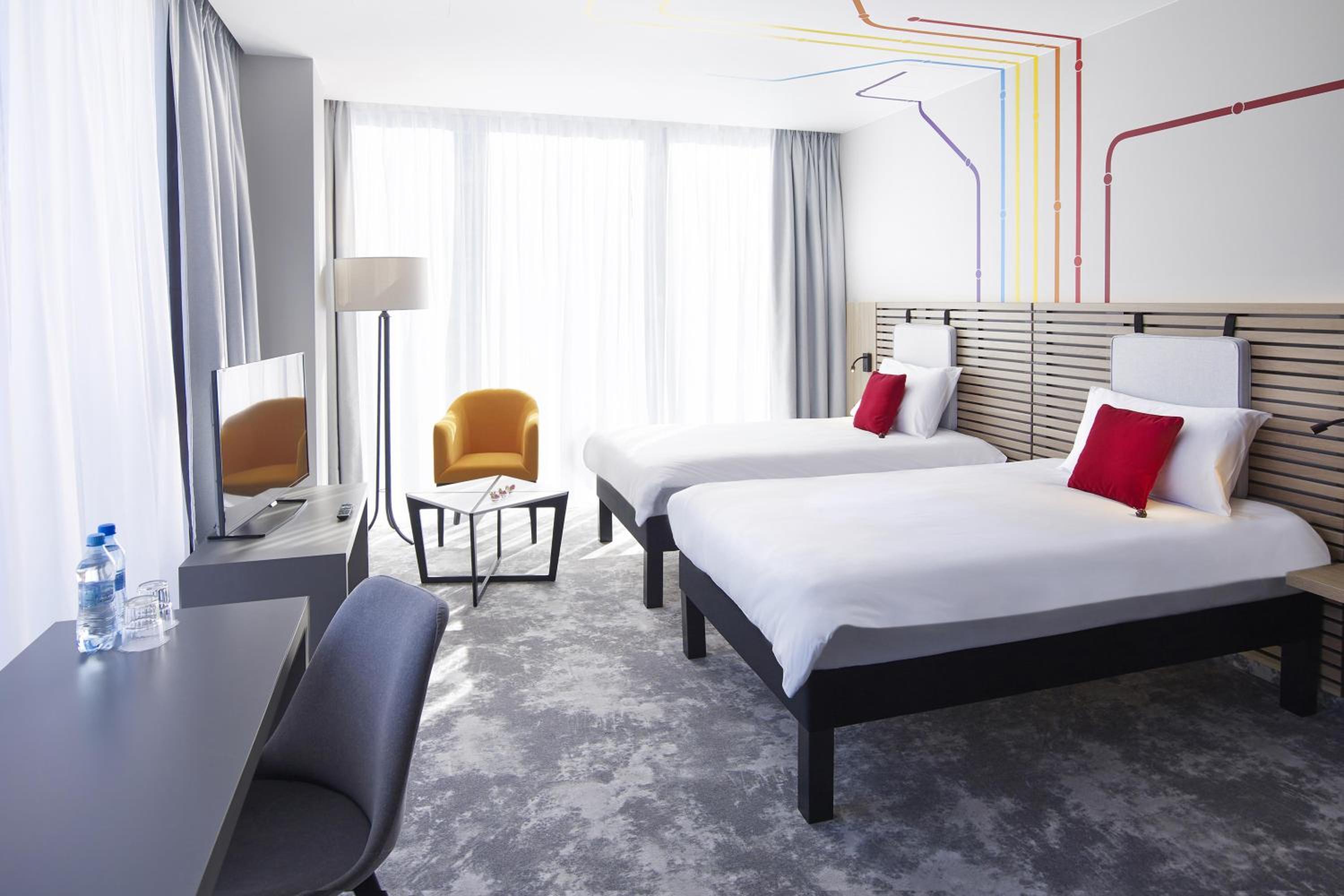 Standard Twin Room photo 3