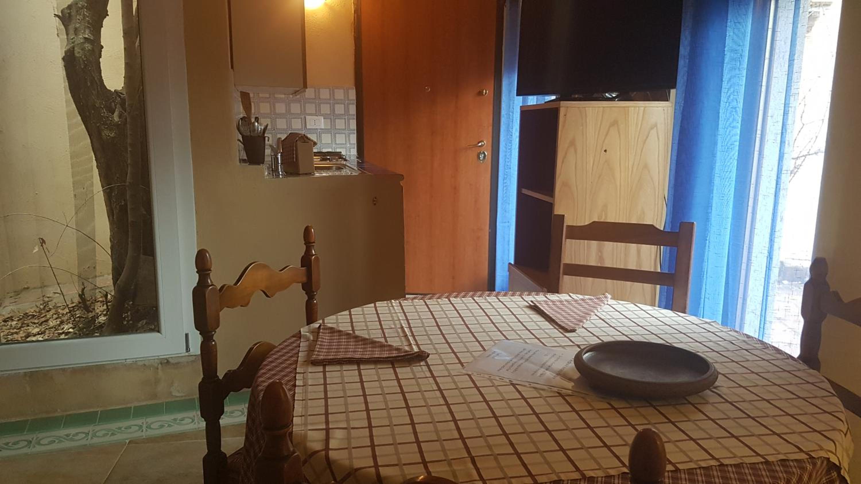Apartment - Ground Floor photo 3