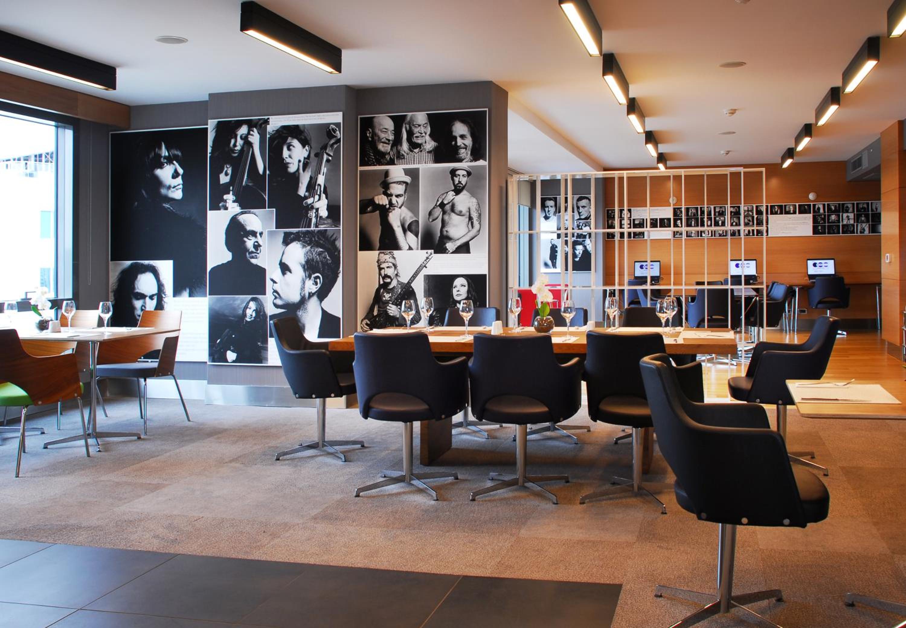 Executive Room photo 2