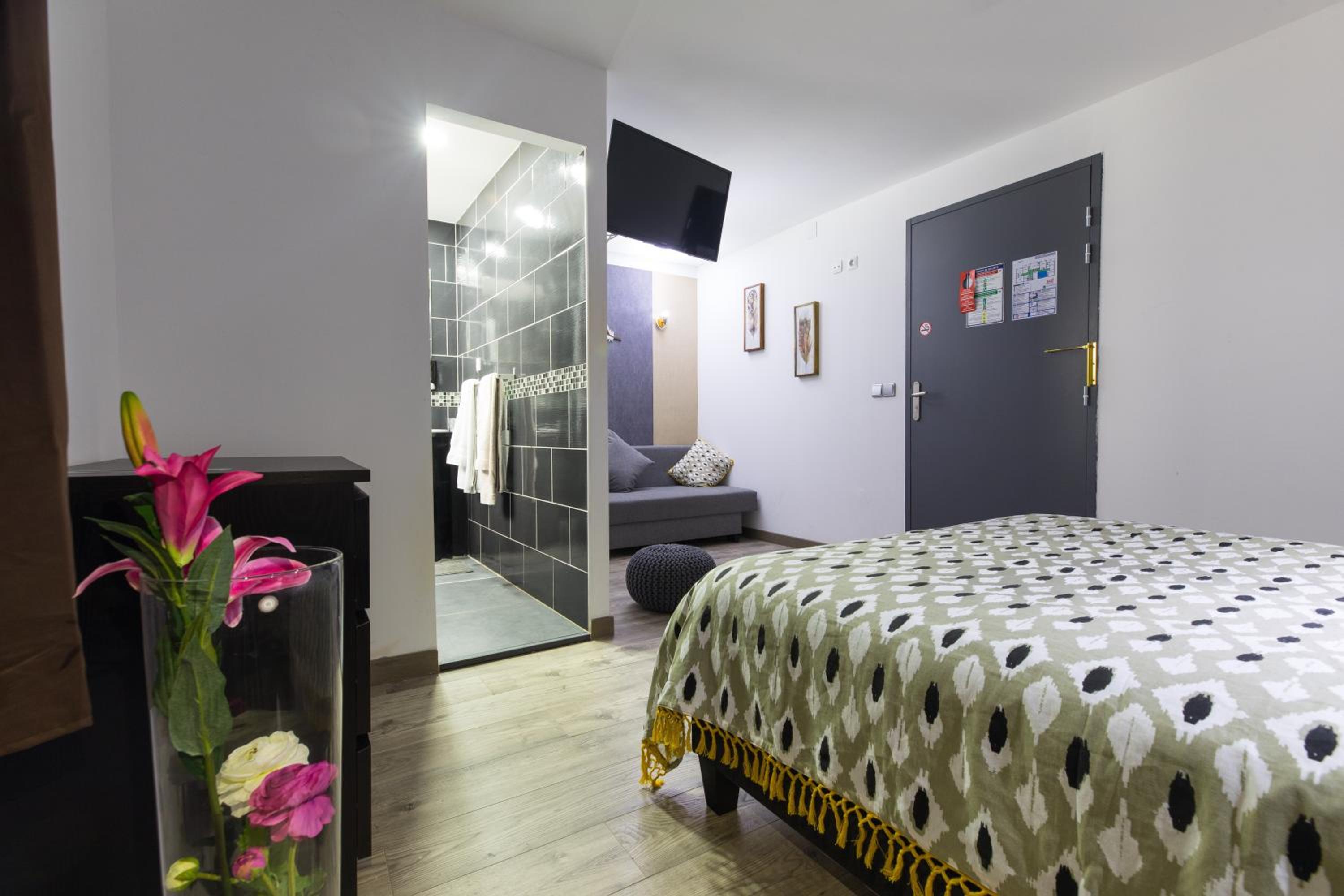 Suite with City View