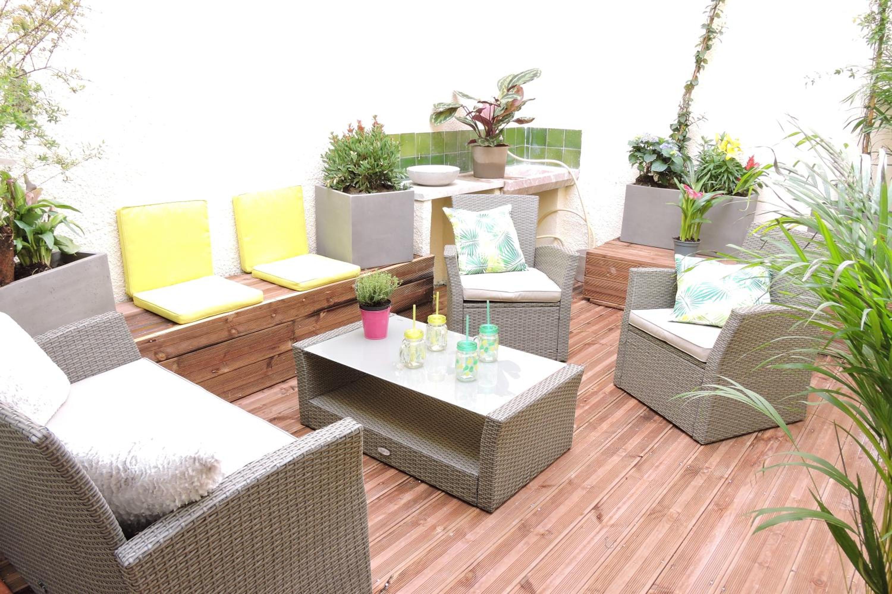 Apartment with Terrace photo 1