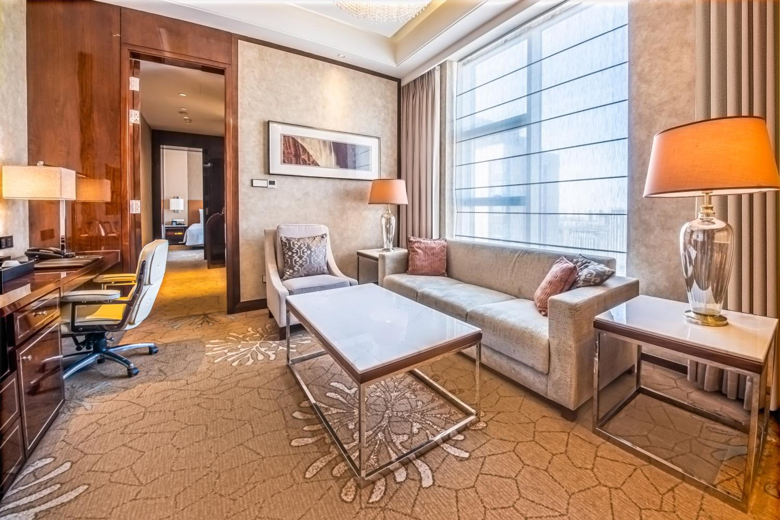 Deluxe Suite photo 3