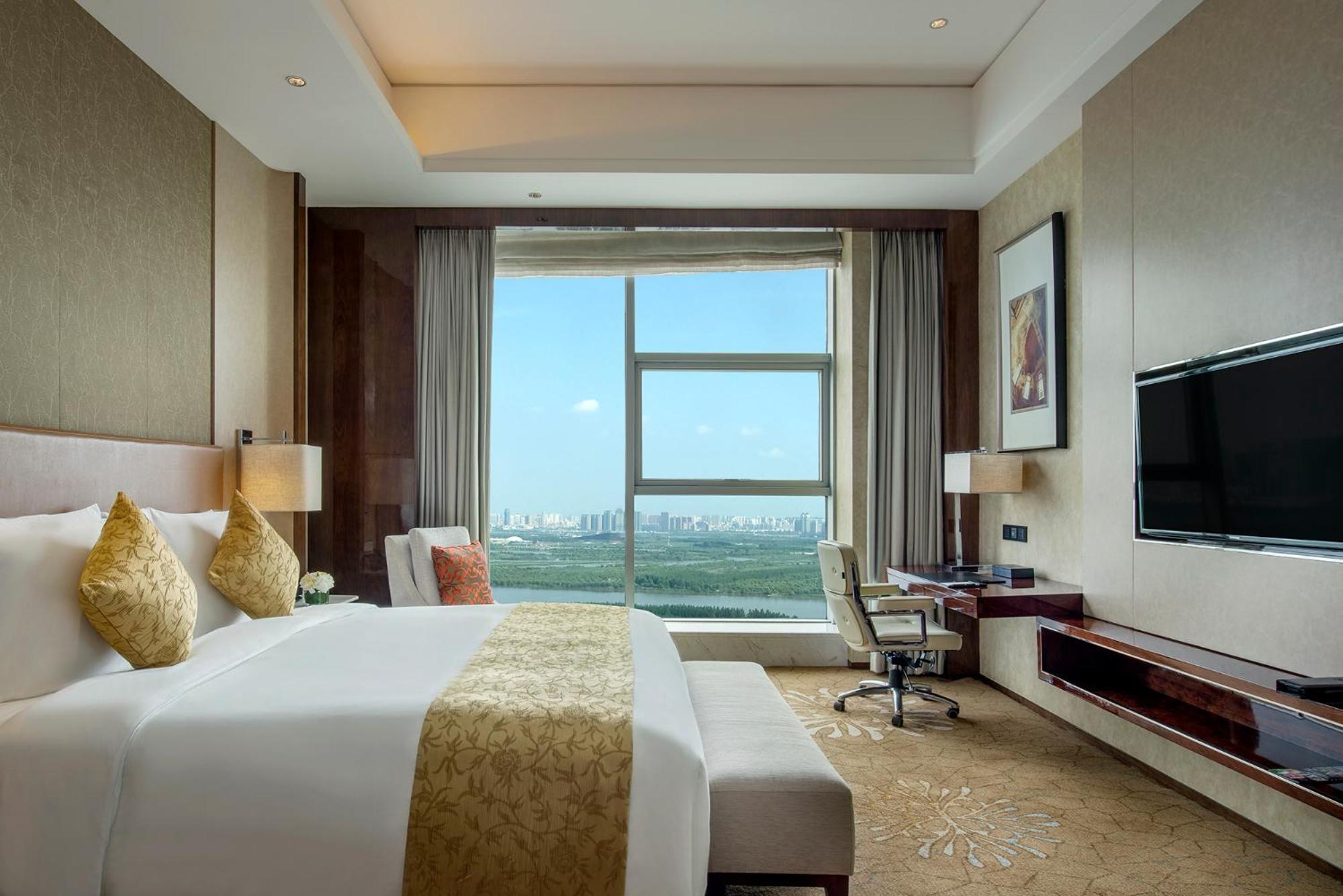 Premier Suite photo 2