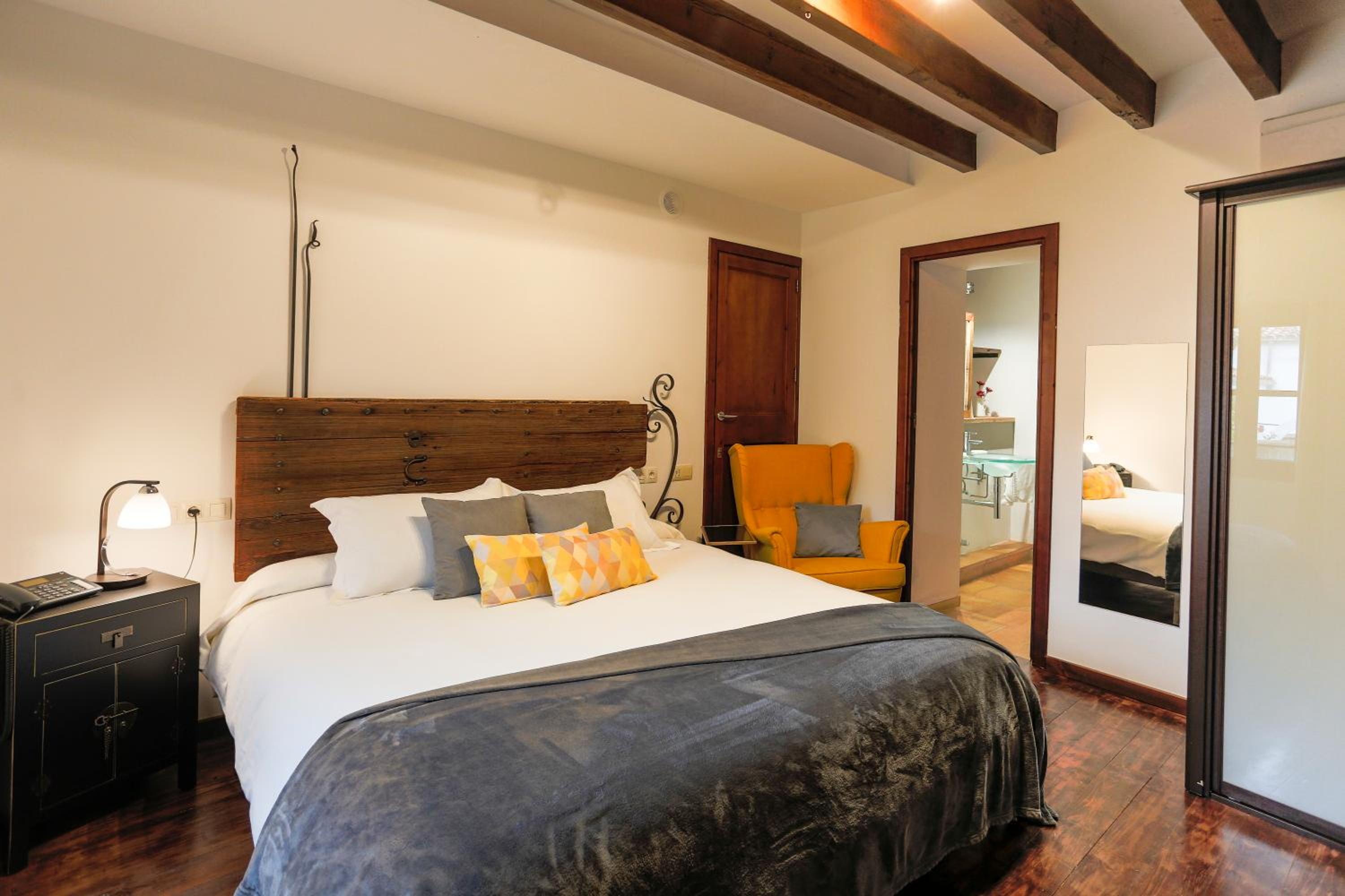 Small Double Room photo 3