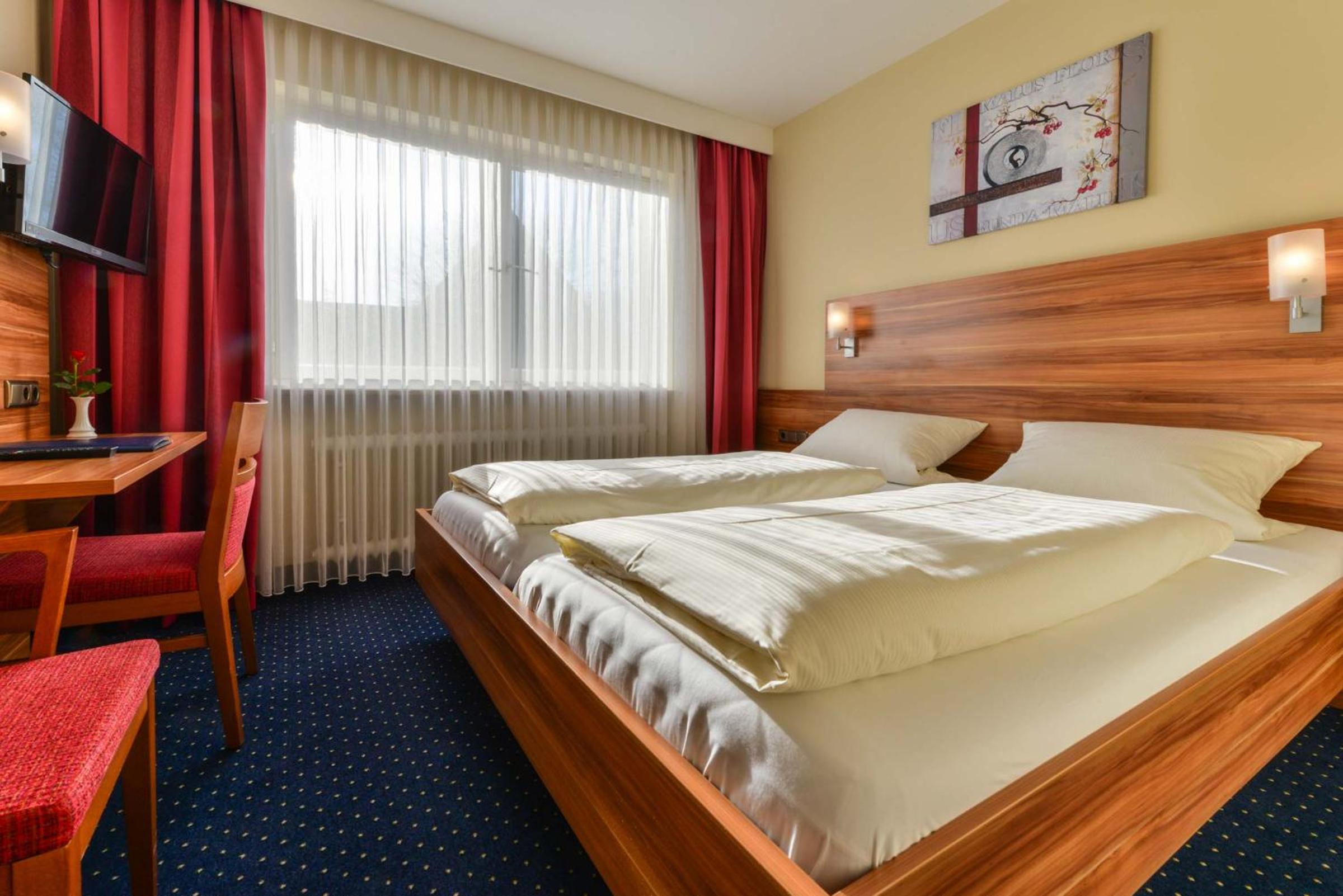 Double Room - Photo 1