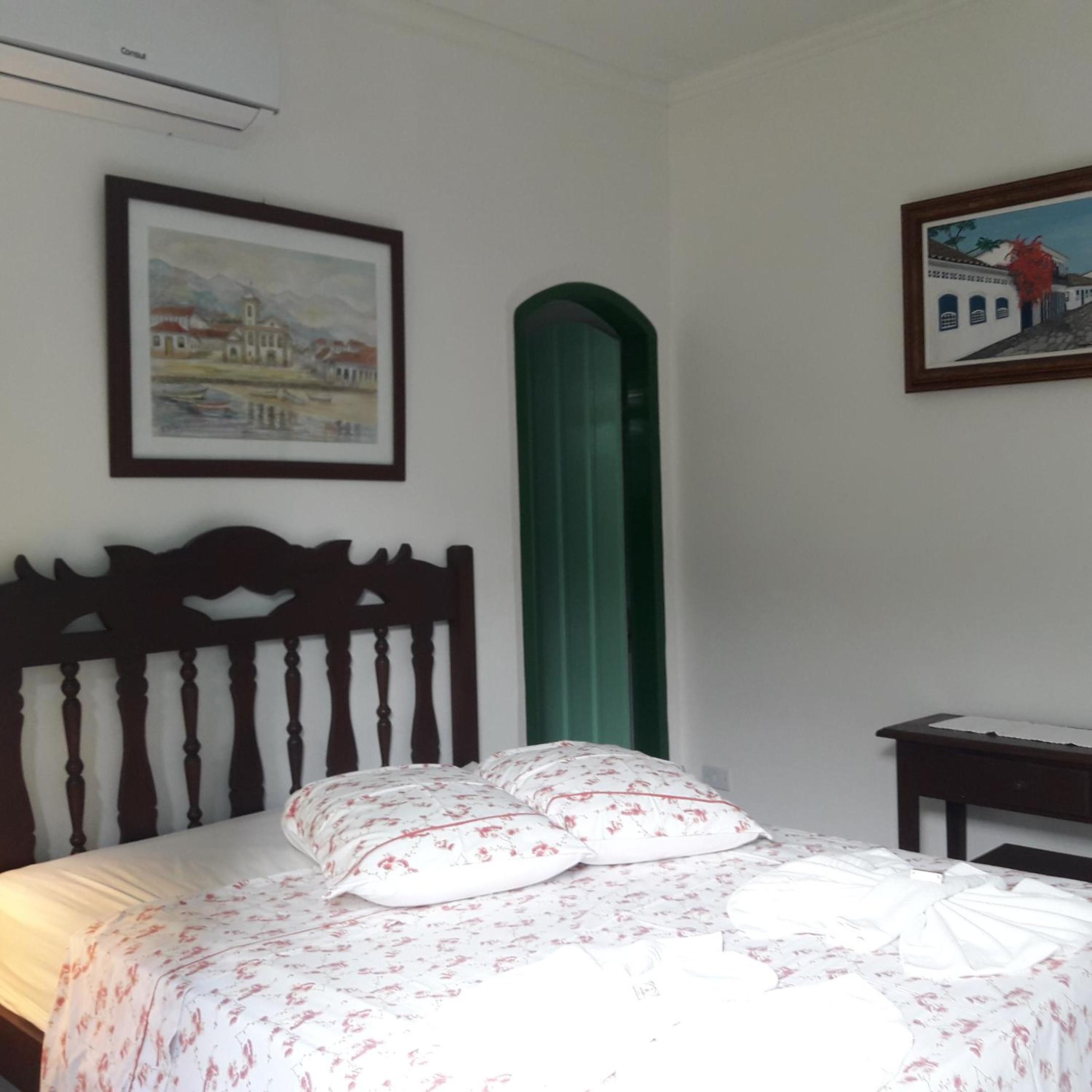 Double Room with Air Conditioning - Photo 2